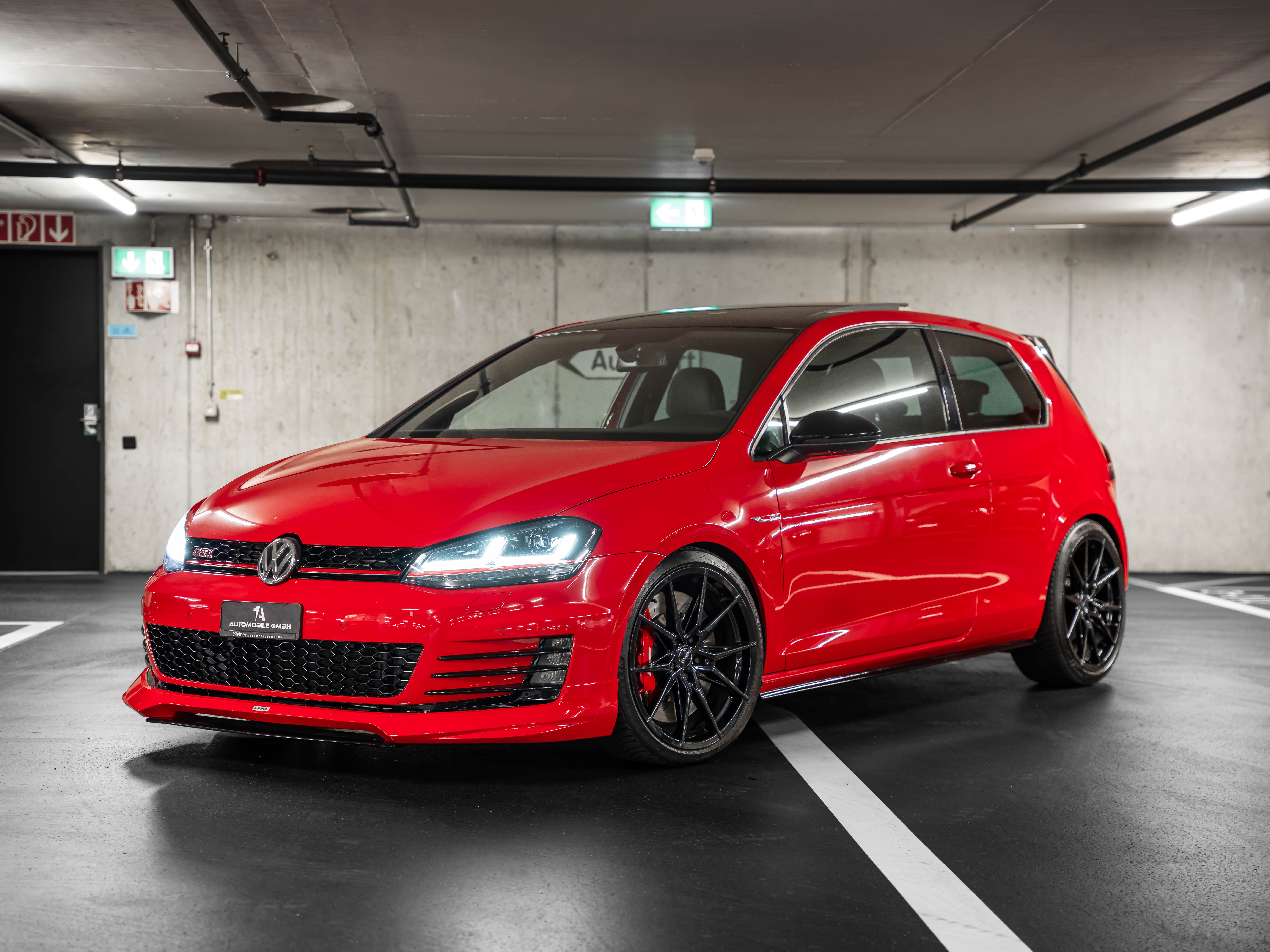 Car photo