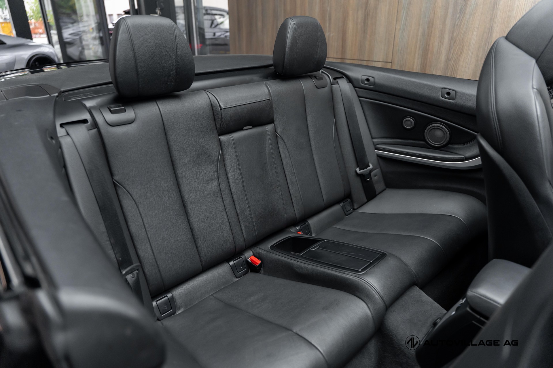 BMW 435i Cabriolet xDrive M Sport Steptronic-image-10