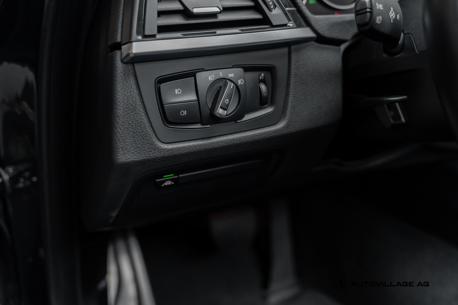 BMW 435i Cabriolet xDrive M Sport Steptronic-image-24