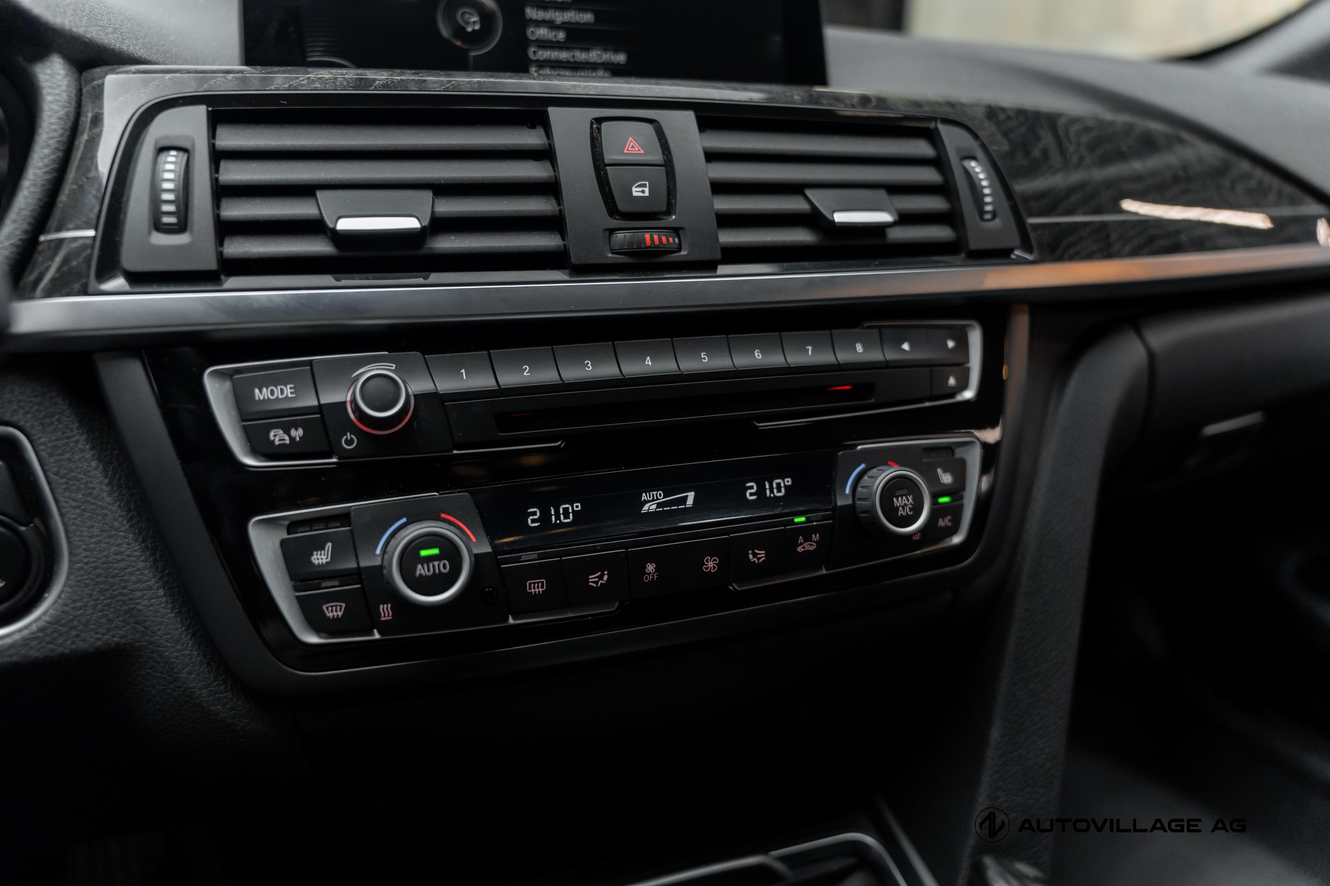 BMW 435i Cabriolet xDrive M Sport Steptronic-image-13
