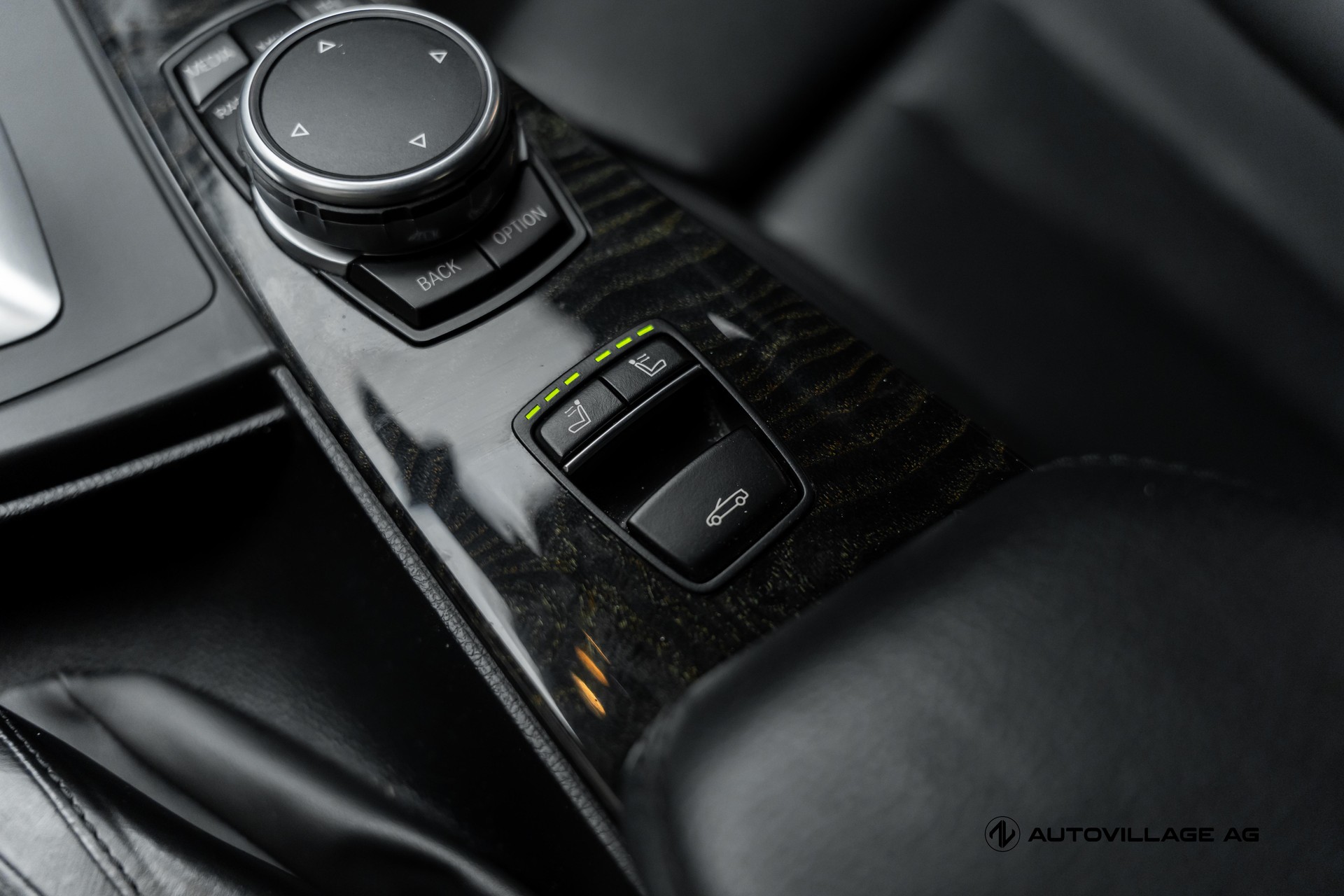 BMW 435i Cabriolet xDrive M Sport Steptronic-image-15