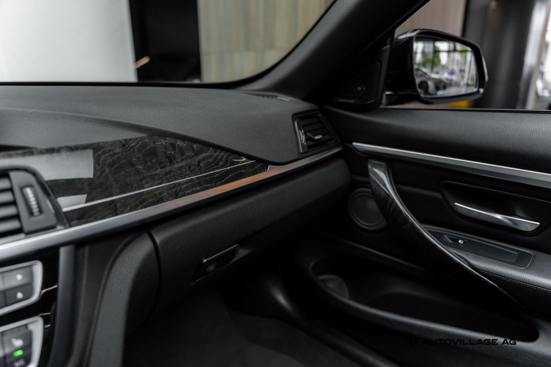 BMW 435i Cabriolet xDrive M Sport Steptronic-image-18