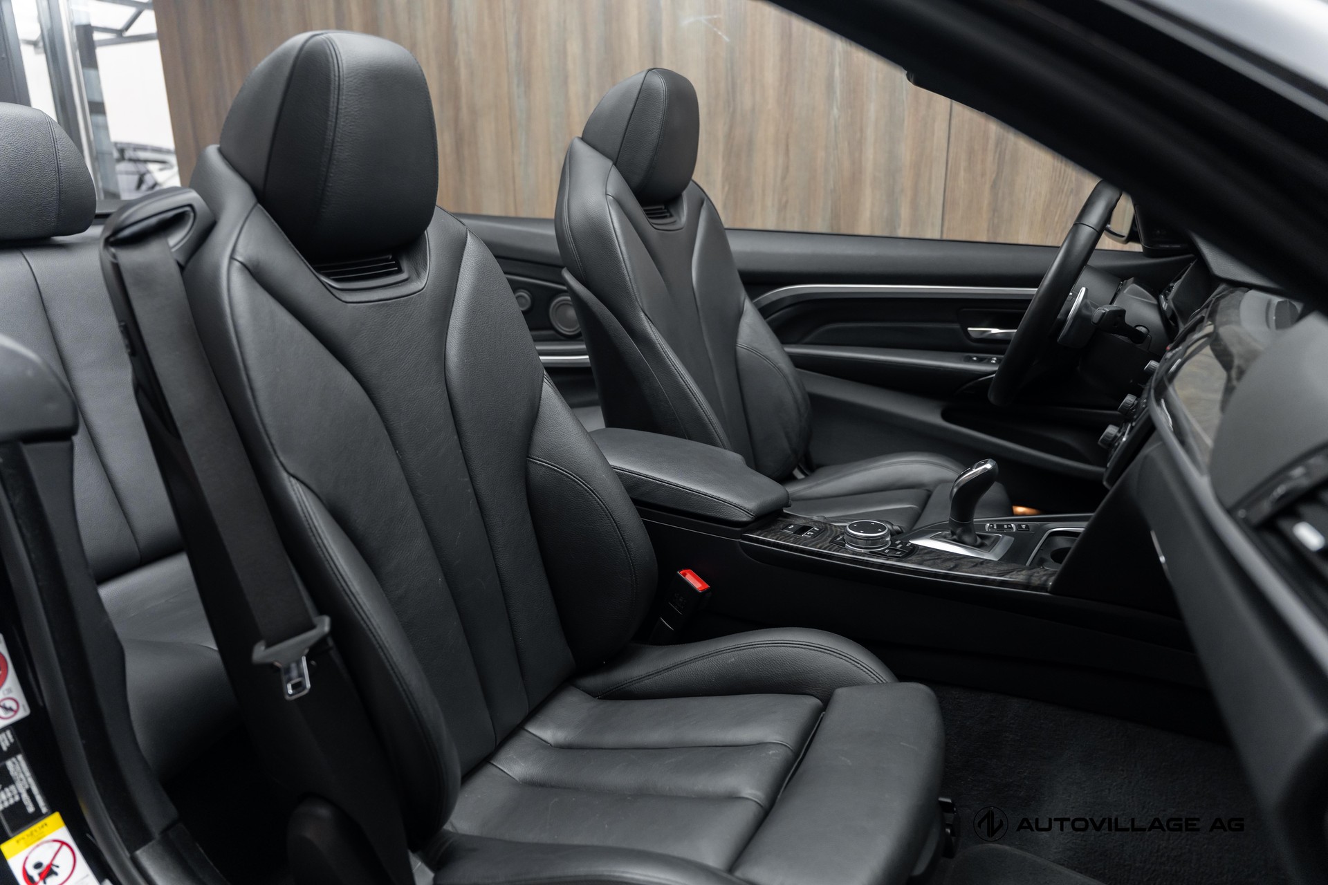 BMW 435i Cabriolet xDrive M Sport Steptronic-image-9