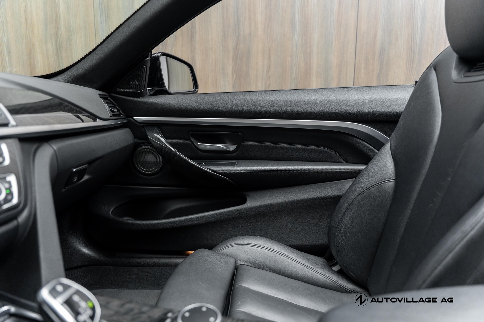 BMW 435i Cabriolet xDrive M Sport Steptronic-image-17