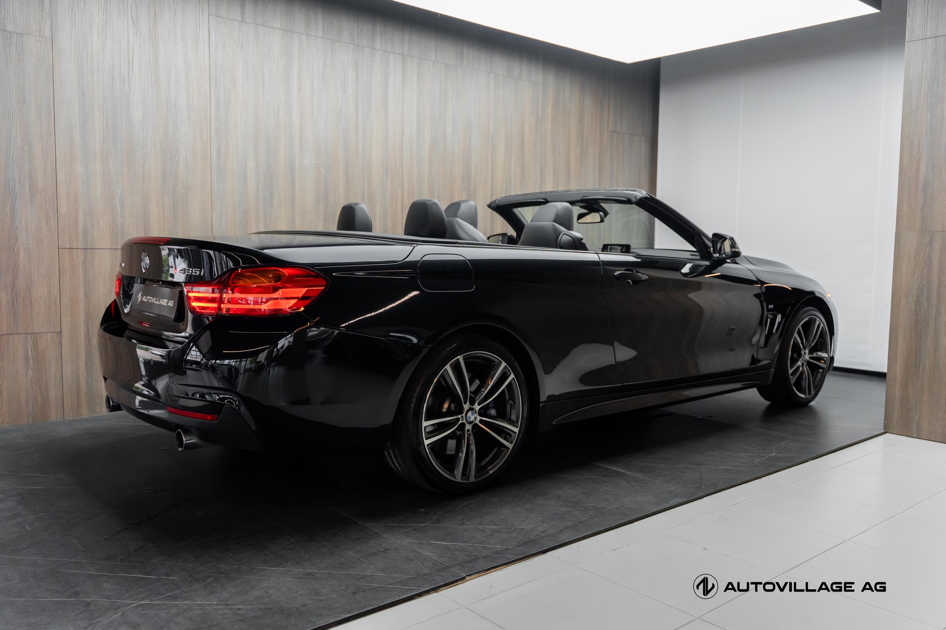 BMW 435i Cabriolet xDrive M Sport Steptronic-showroom-element-1