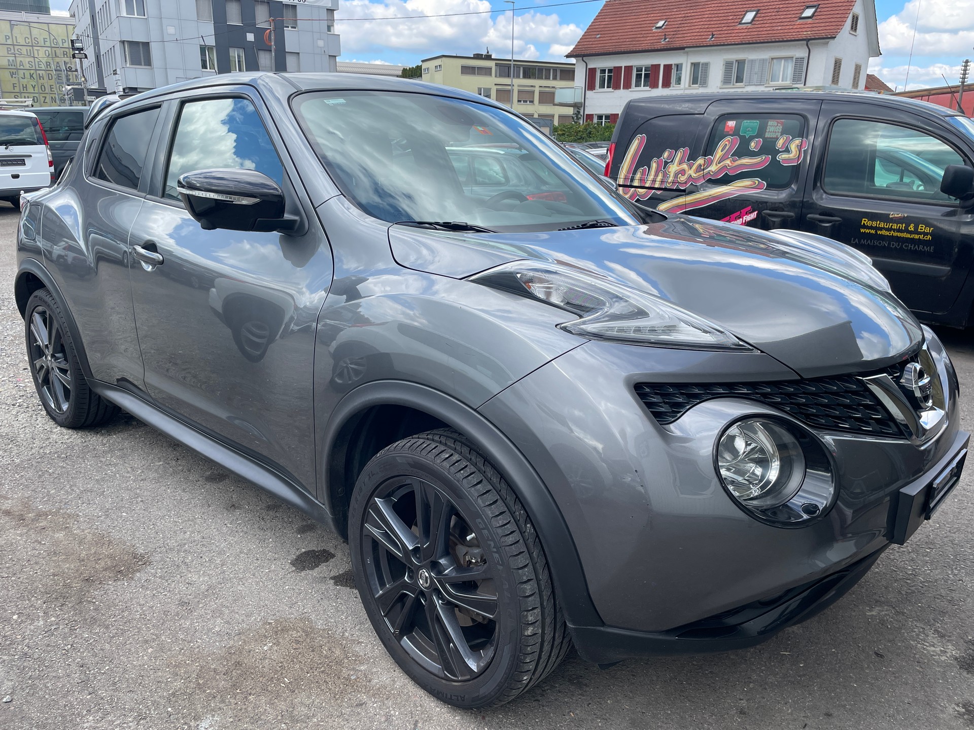 NISSAN Juke 1.6 DIG-T N-Connecta 4x4 Xtronic M-CVT-image-2