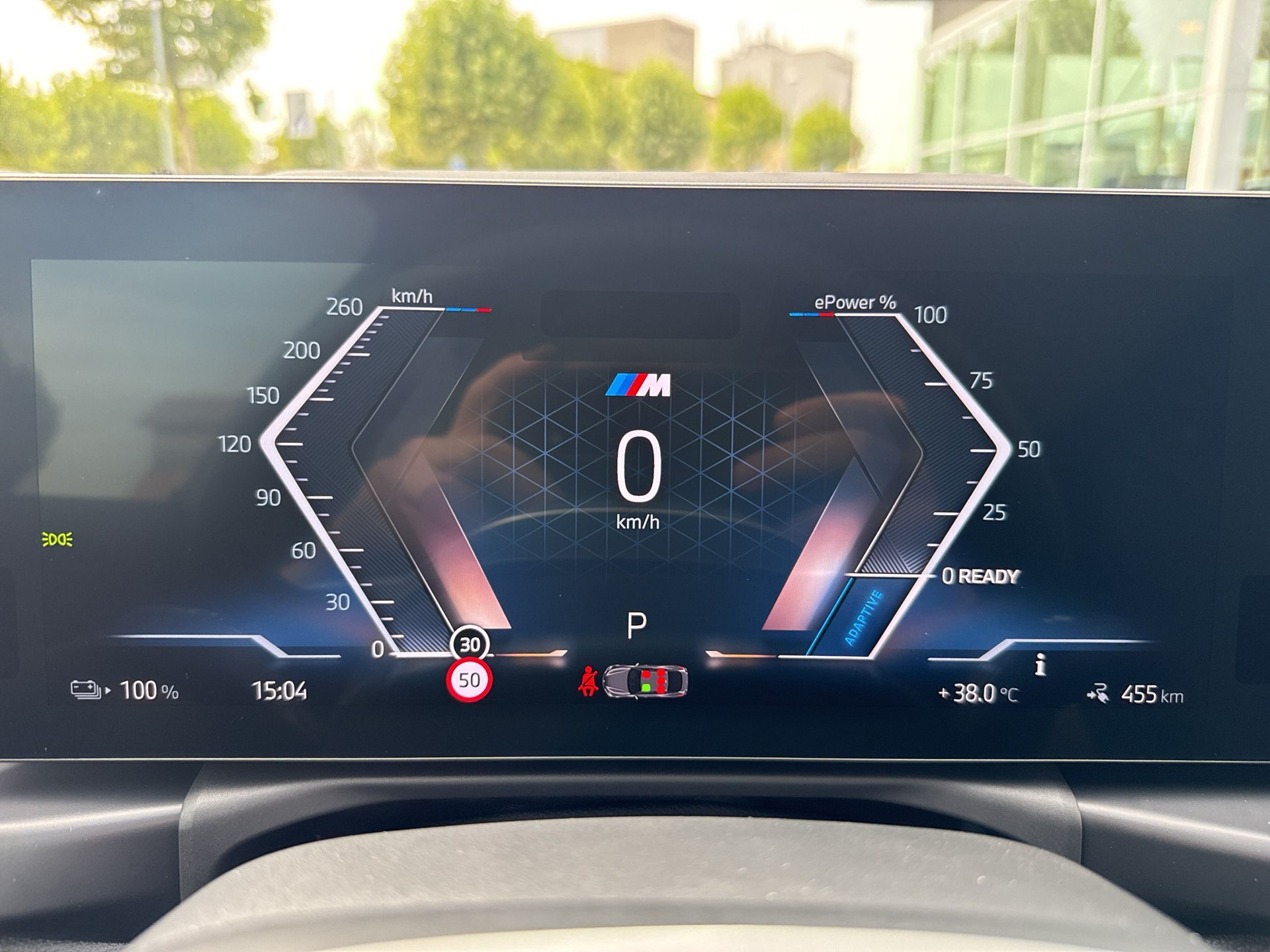 BMW i4 xDrive 40 M Sport Pro-image-13