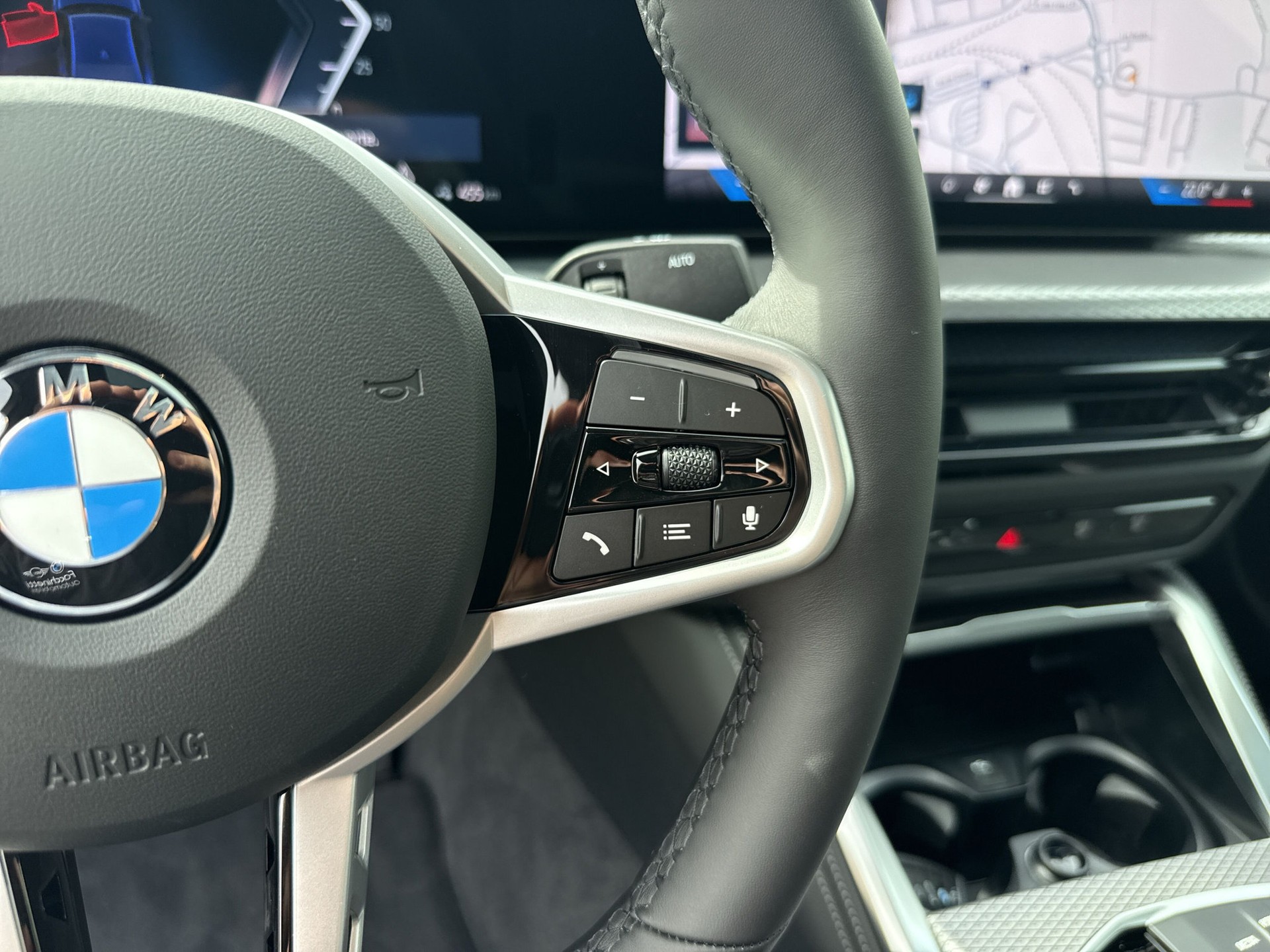 BMW i4 xDrive 40 M Sport Pro-image-15