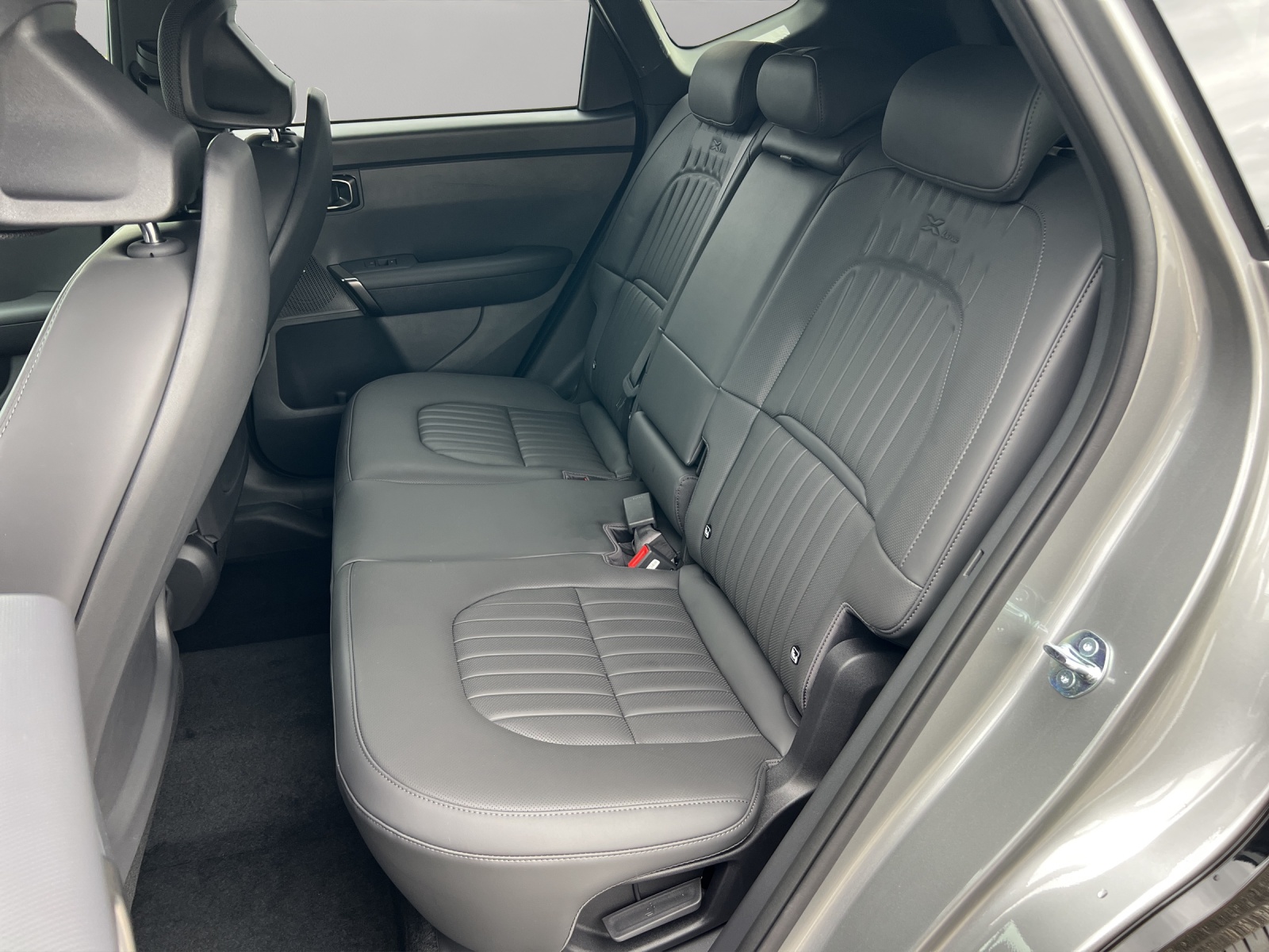 KIA Seltos 1.6T-GDi X-Line 7DCT 4x4 / Sitzbelüftung vorne / Leasingaktion ab bereits nur 0.99% Zinssatz-image-12
