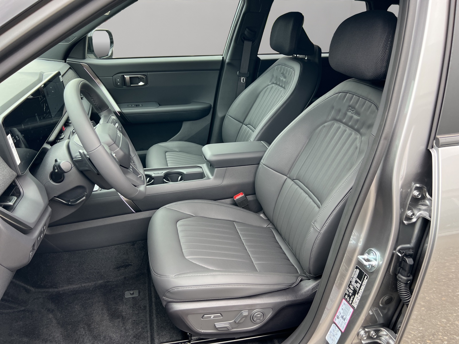 KIA Seltos 1.6T-GDi X-Line 7DCT 4x4 / Sitzbelüftung vorne / Leasingaktion ab bereits nur 0.99% Zinssatz-image-8