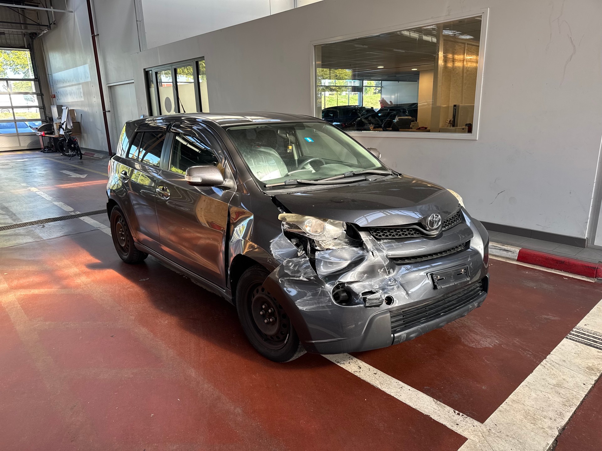 TOYOTA UrbanCruiser 1.33 Dual VVT-i Linea Luna-image-4