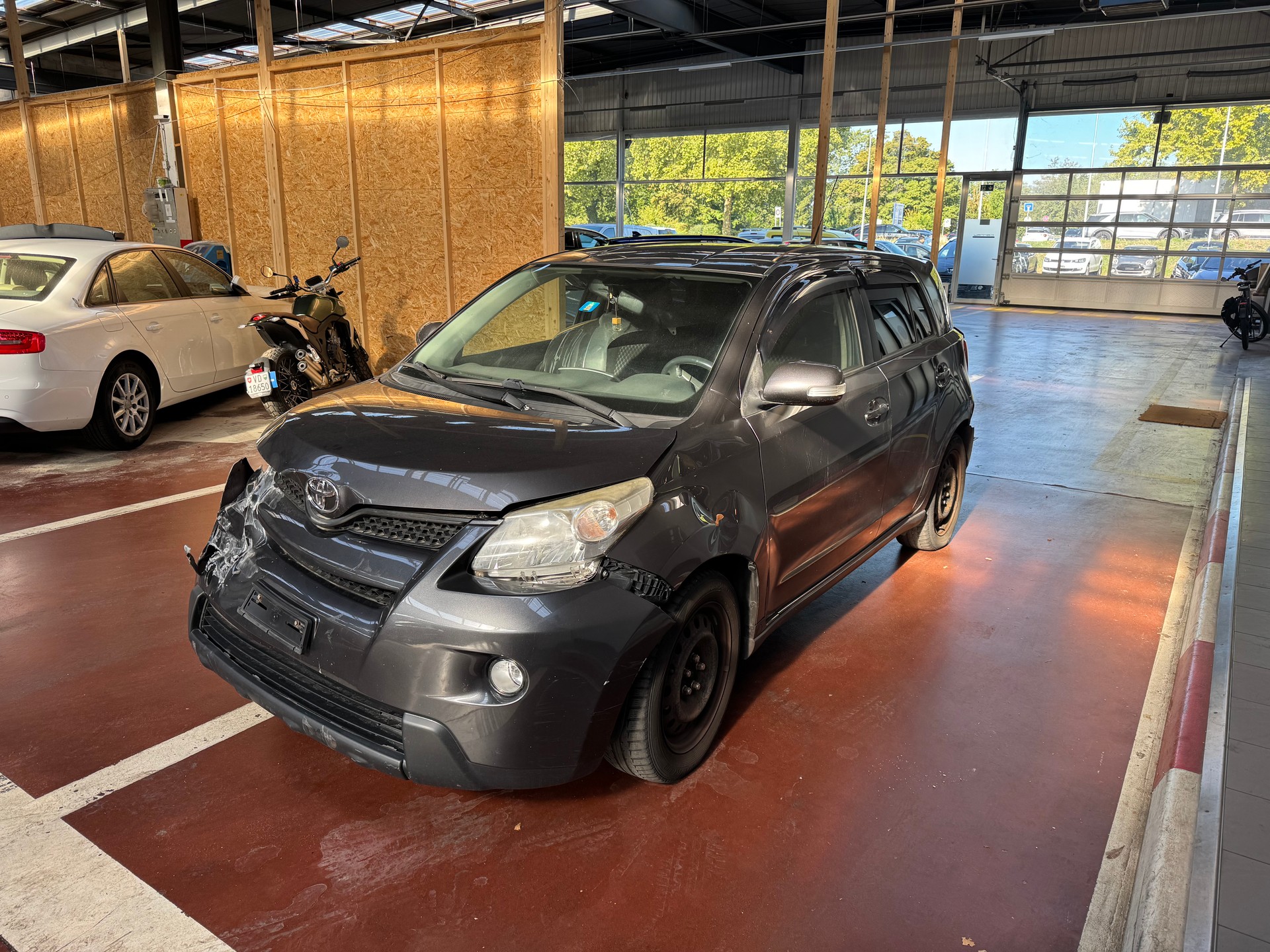 TOYOTA UrbanCruiser 1.33 Dual VVT-i Linea Luna-image-3