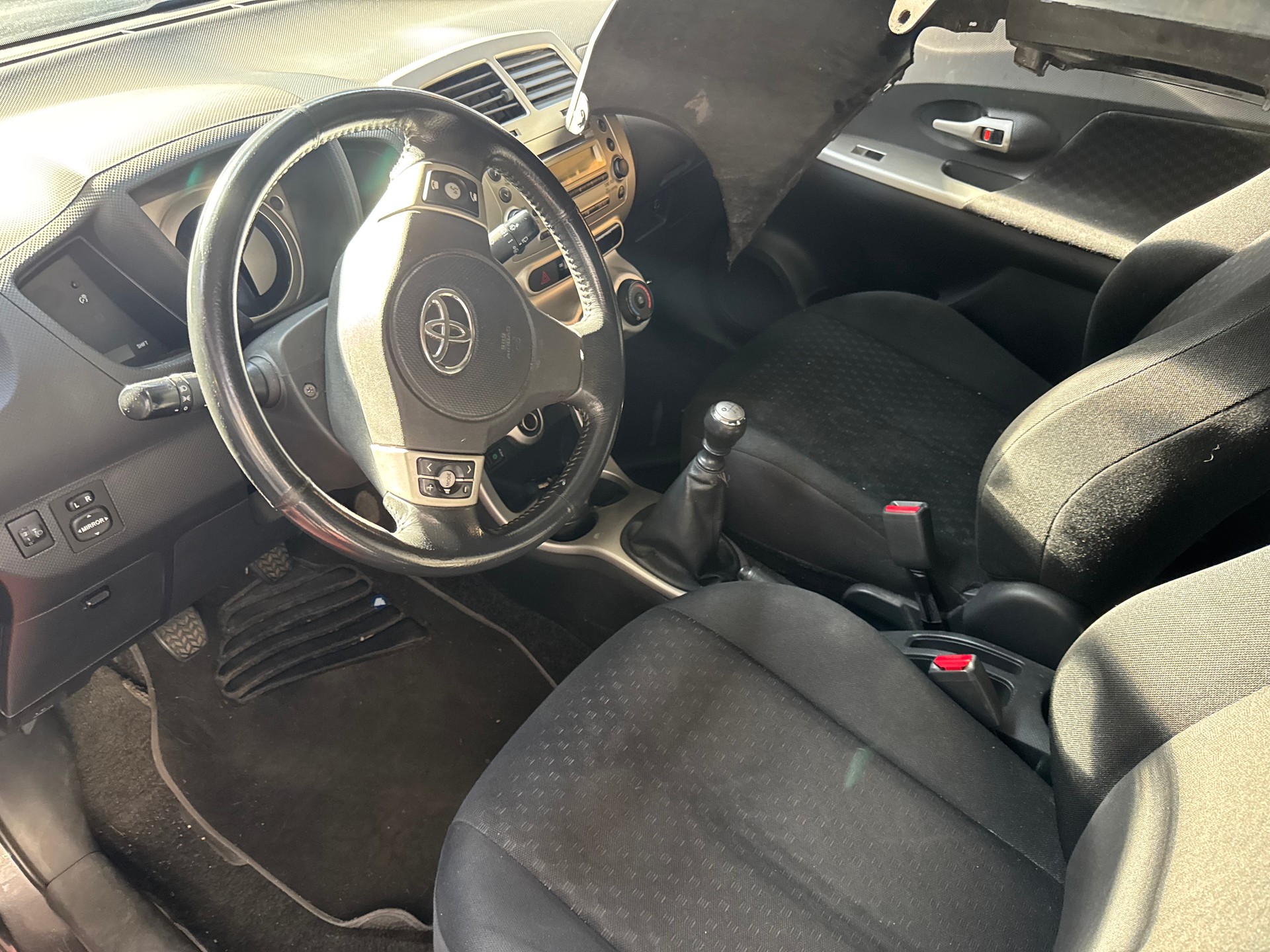 TOYOTA UrbanCruiser 1.33 Dual VVT-i Linea Luna-image-14
