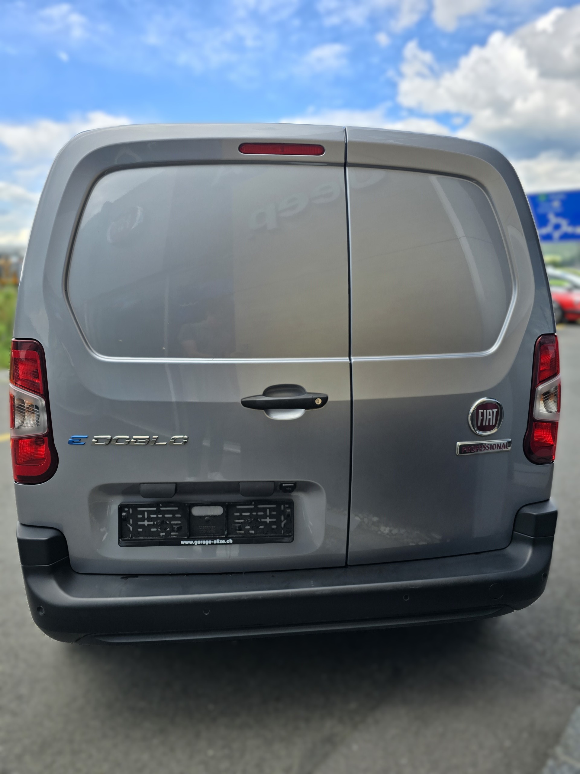 FIAT E-Doblo L1 50kWh 800kg Launch Edition-image-4