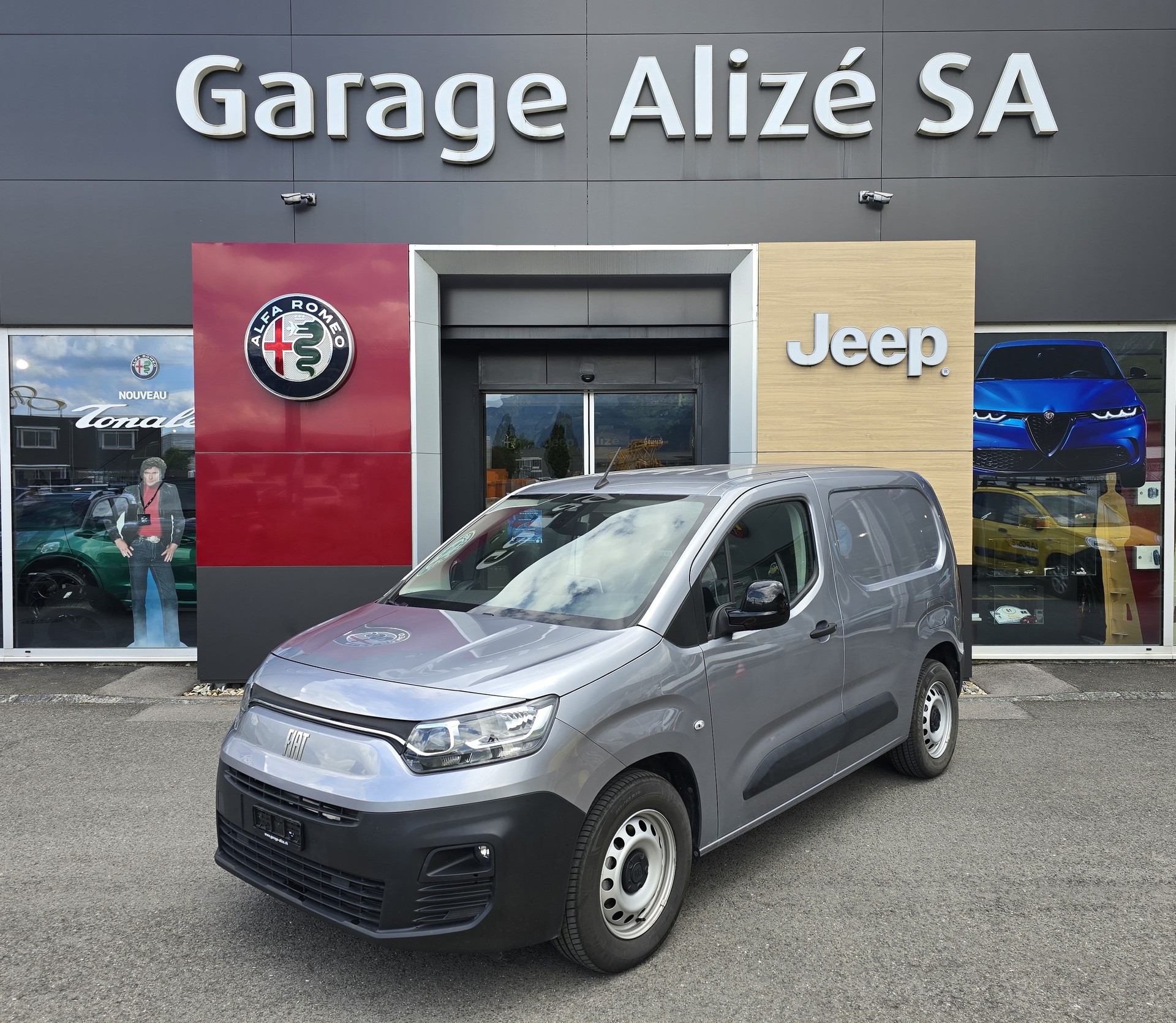 FIAT E-Doblo L1 50kWh 800kg Launch Edition-image-0