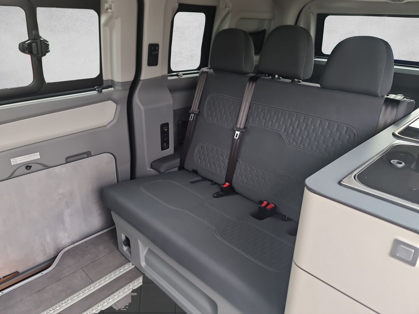WESTFALIA Club Joker Urban Premium 4x4 *5-Sitzer*-image-10
