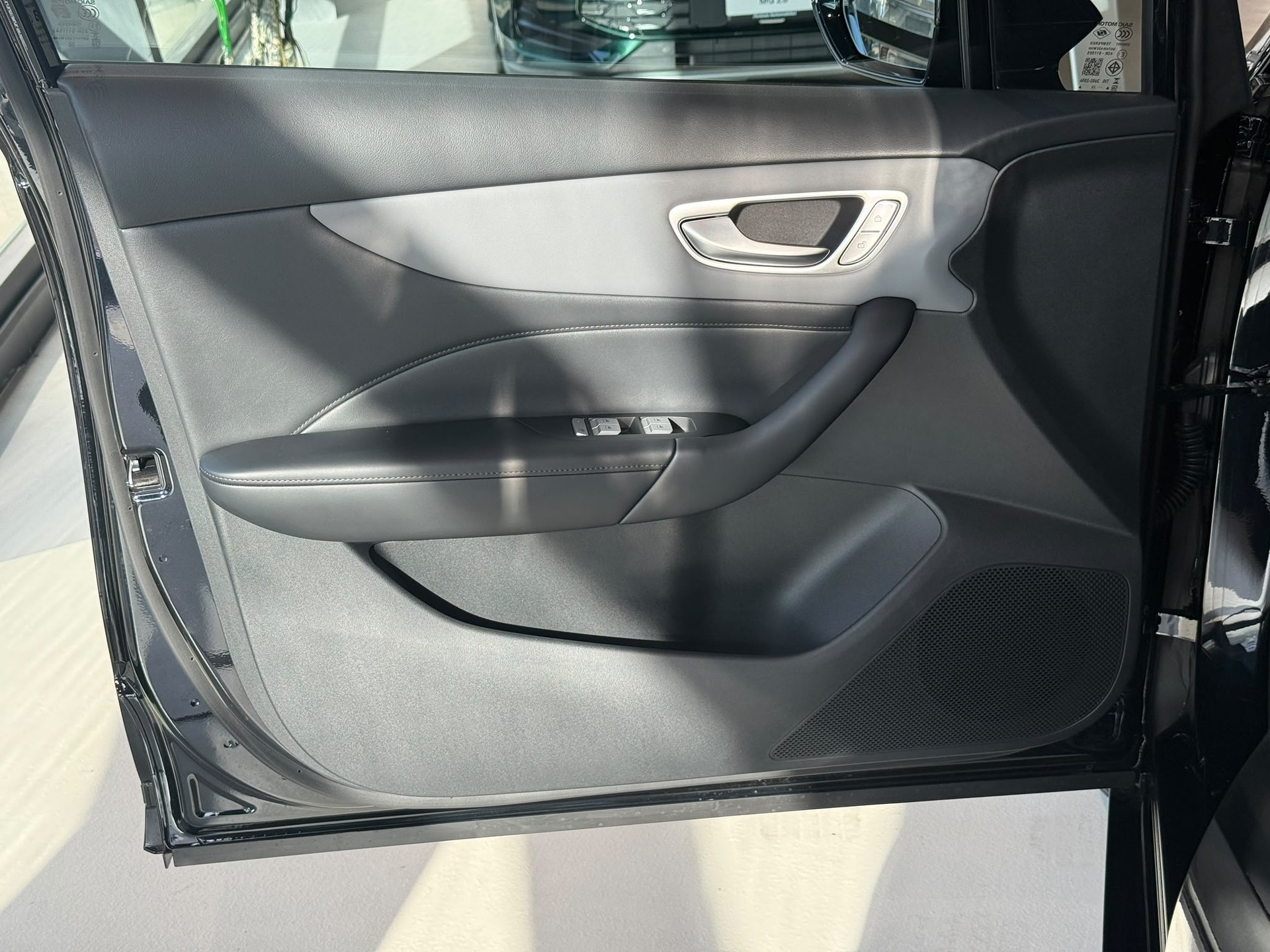 MG 4 EV 64kWh Xpower AWD-image-22