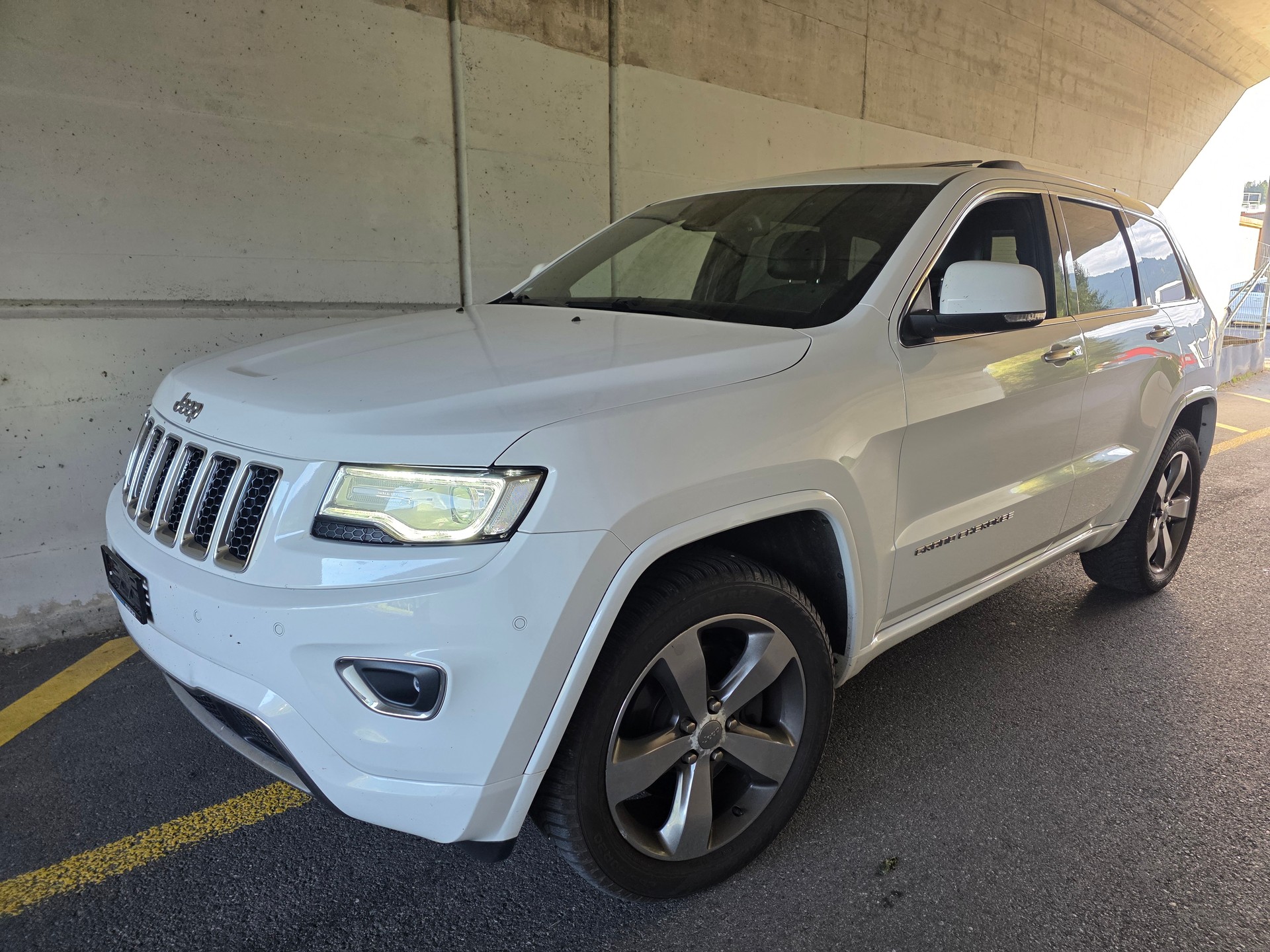 JEEP Grand Cherokee 3.0 CRD 250 Overland-image-0