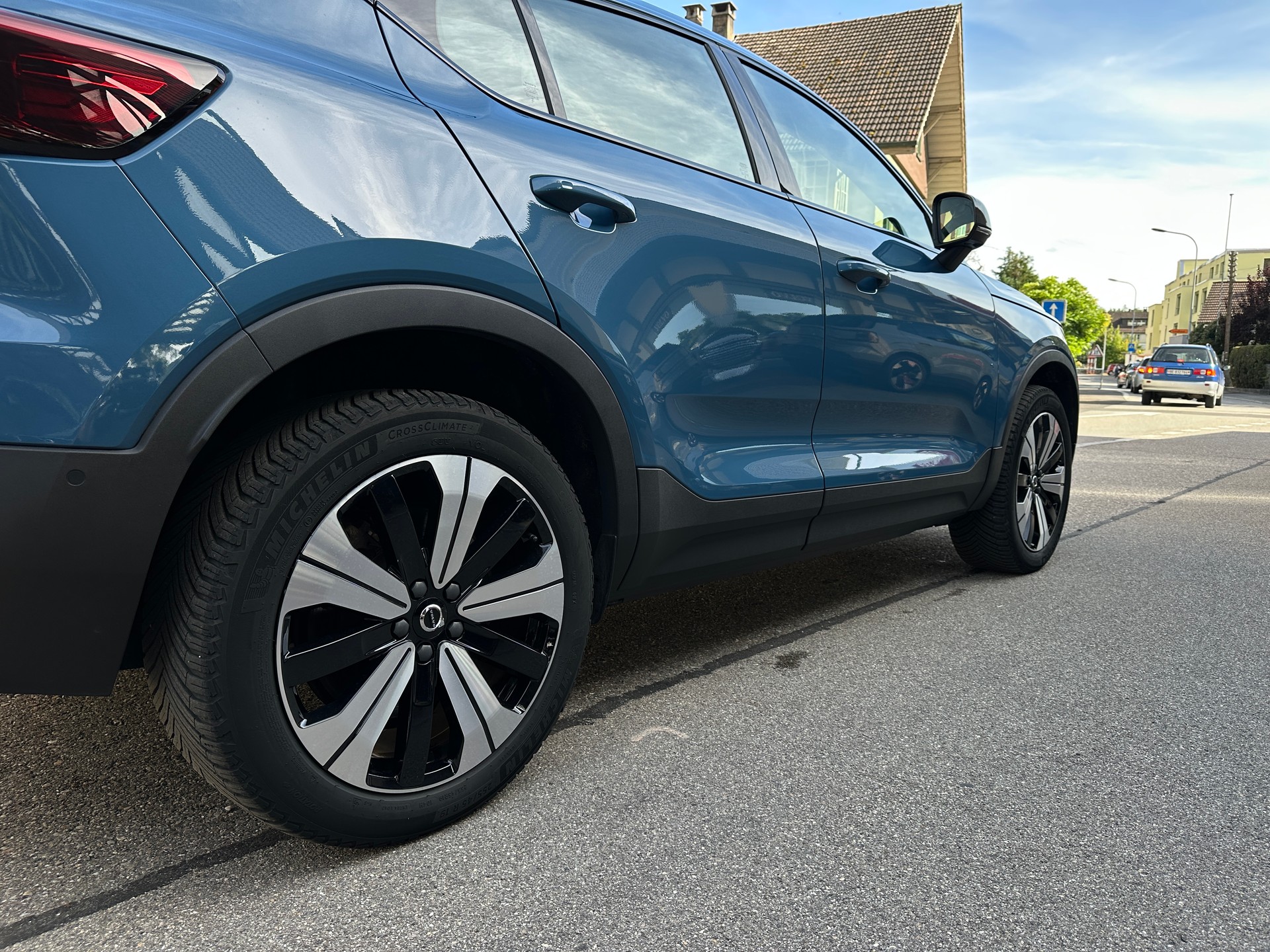 VOLVO XC40 Recharge P8 Twin AWD Pure Electric Ultimate-image-16