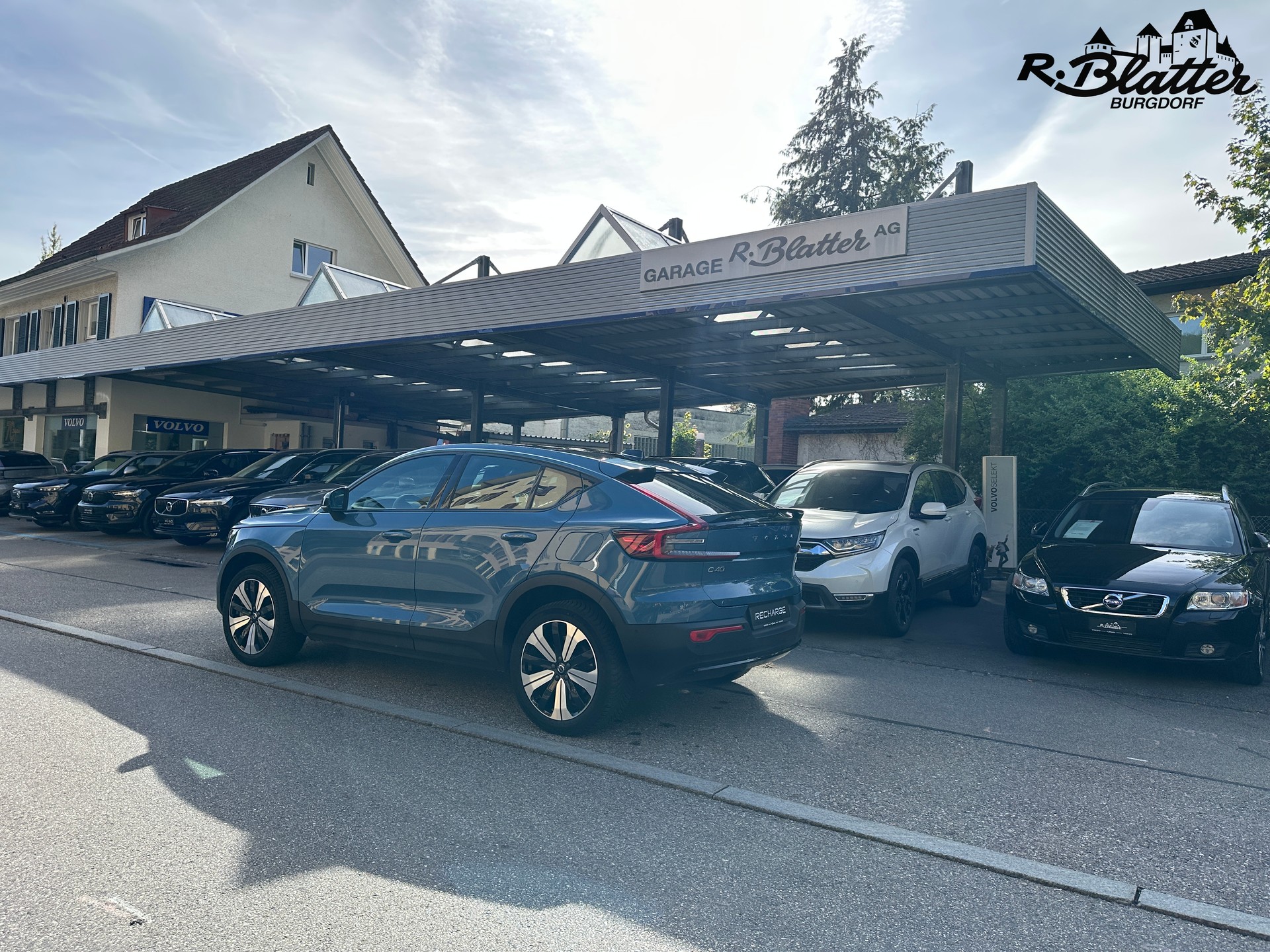 VOLVO XC40 Recharge P8 Twin AWD Pure Electric Ultimate-image-3