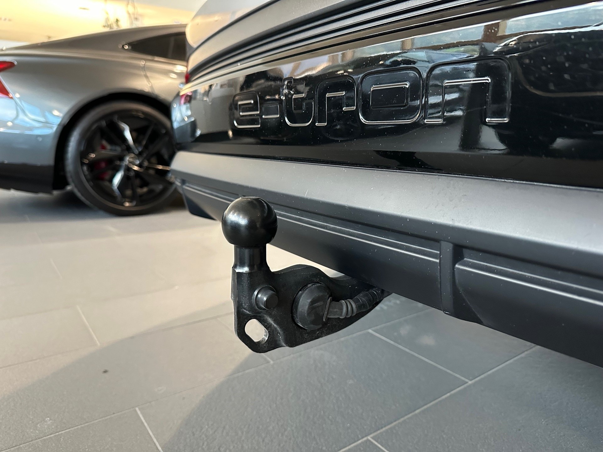 AUDI Q4 e-tron 50 quattro-image-13