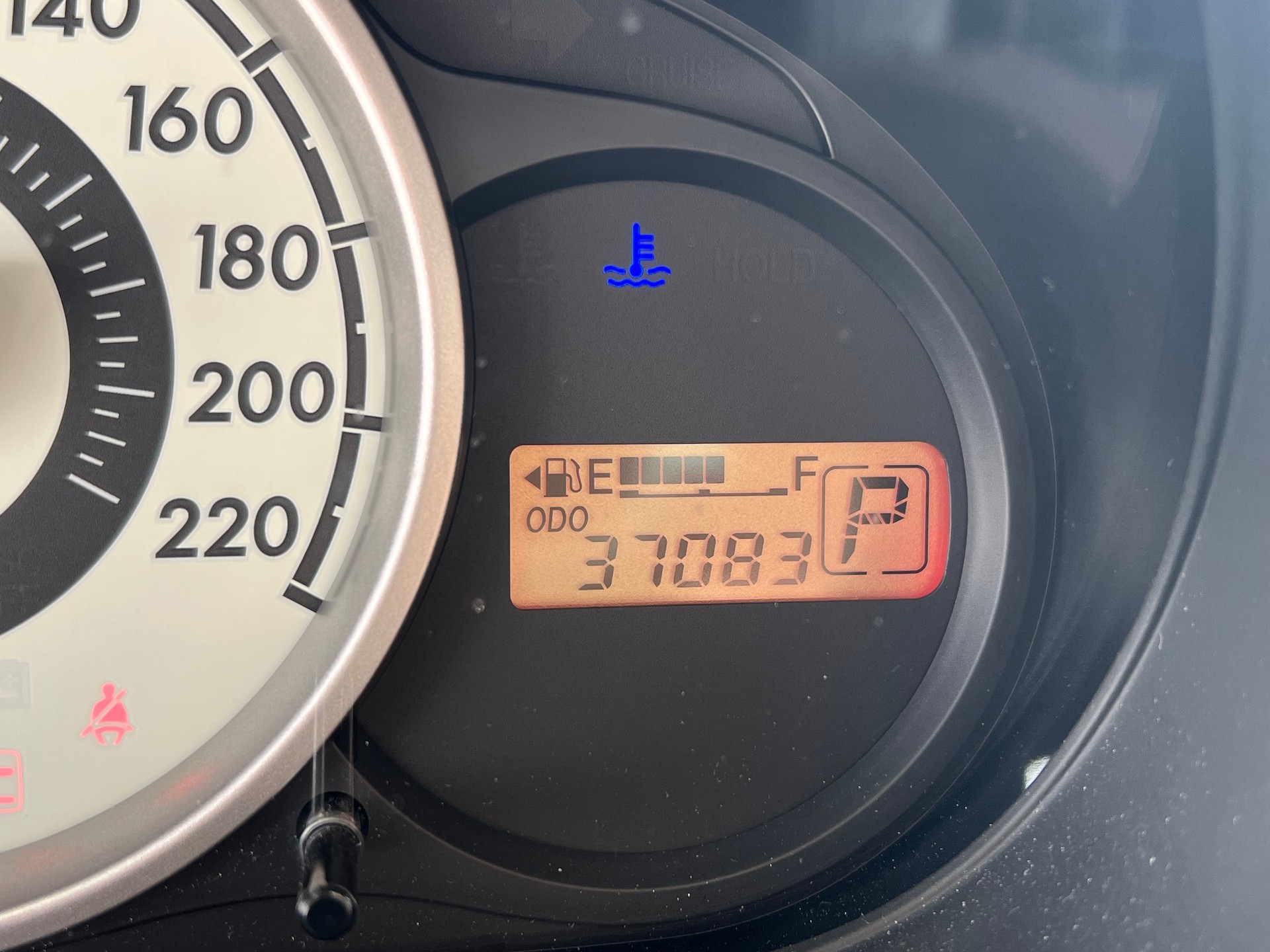 MAZDA Super seltener Mazda 2 Automat mit sehr wenig KM / Frisch ab MFK-image-6
