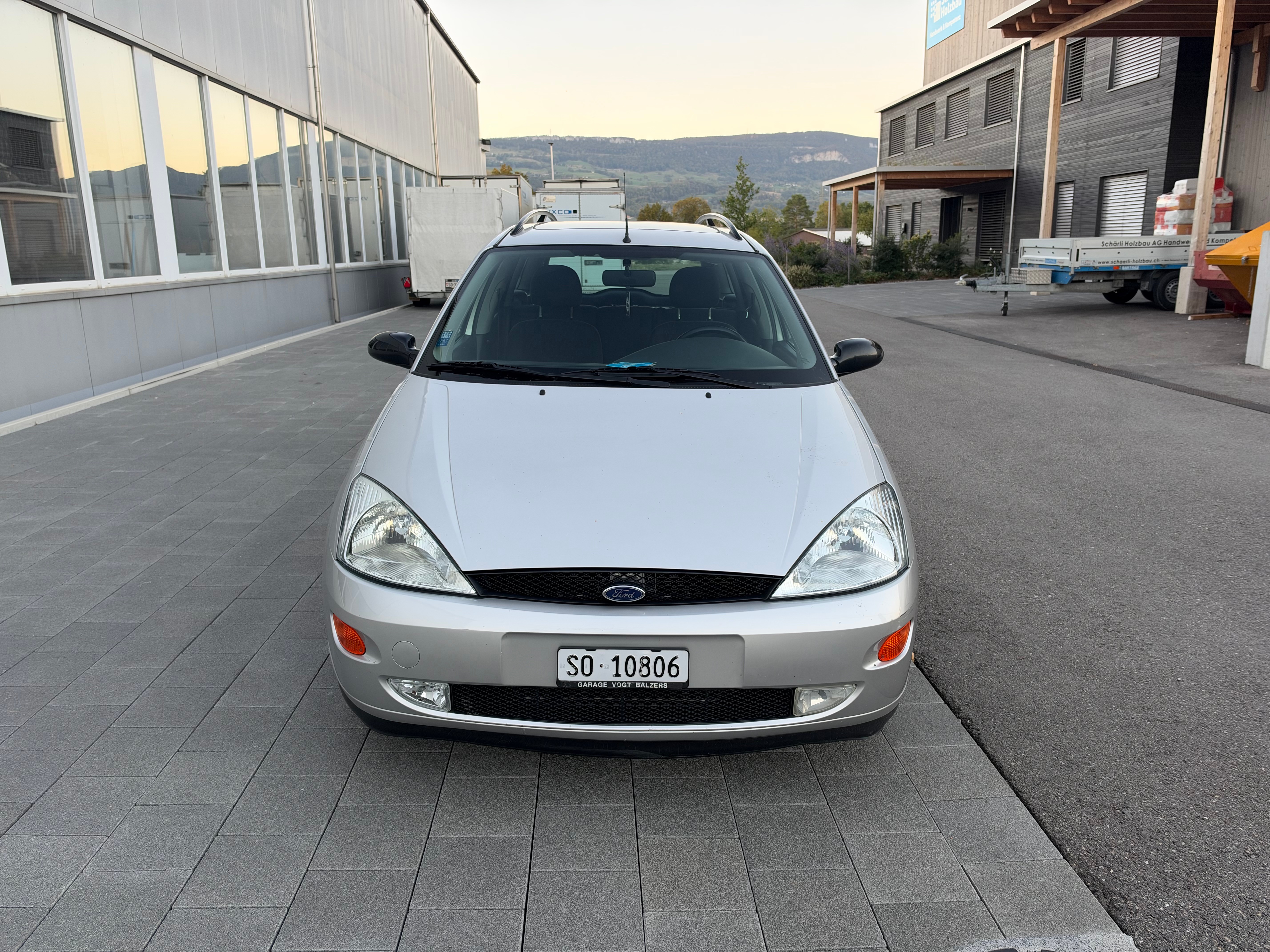 Car photo
