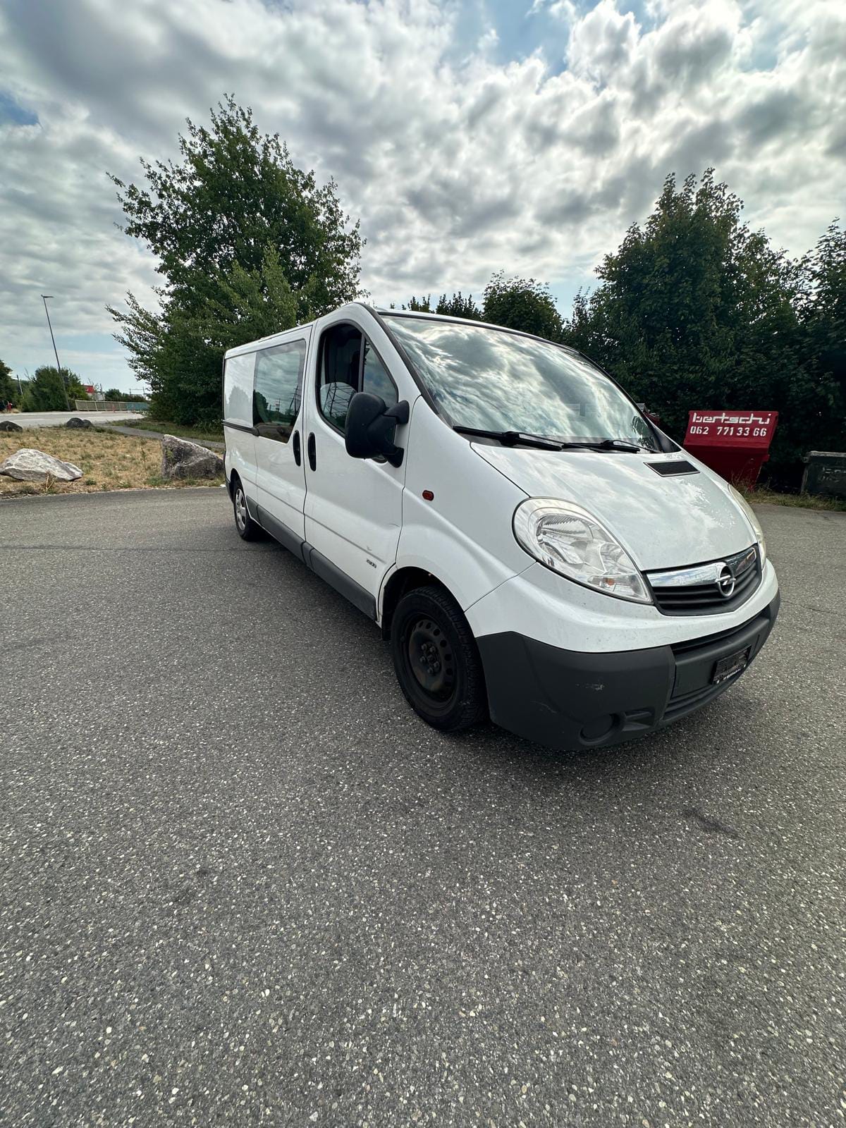 OPEL Vivaro 2.0 CDTI 2.7t L1H1-image-1