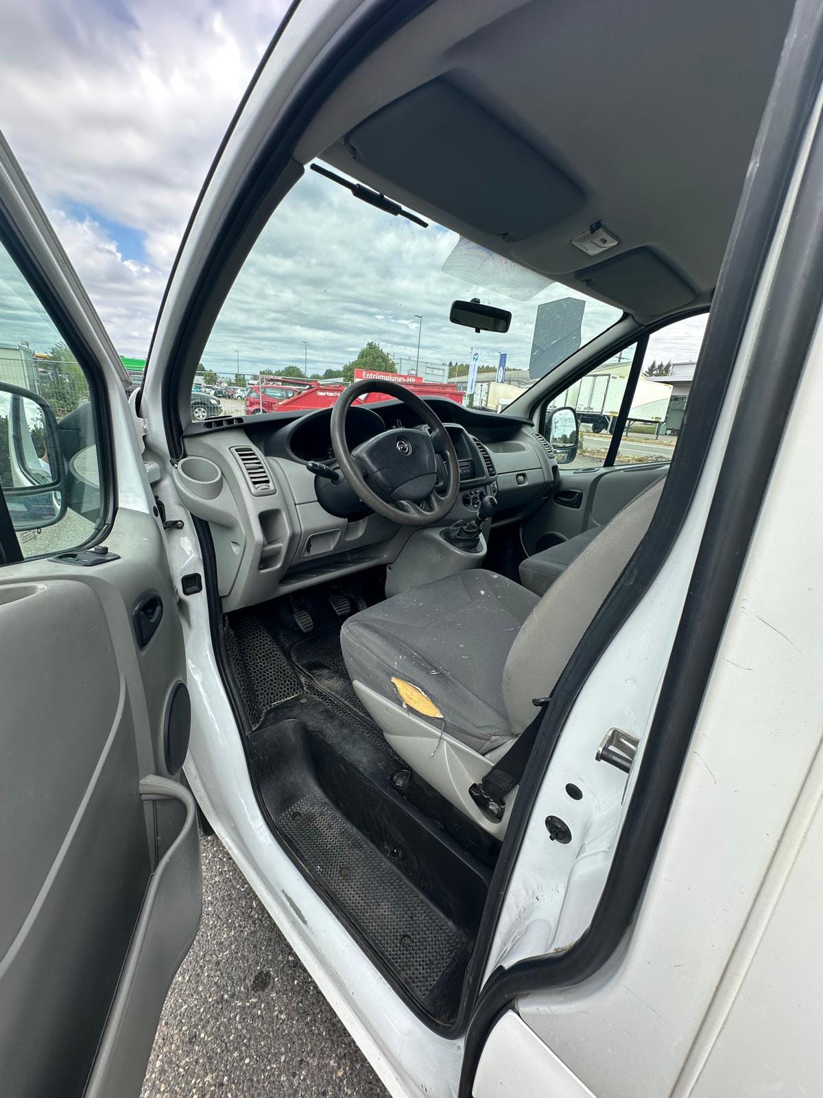 OPEL Vivaro 2.0 CDTI 2.7t L1H1-image-5