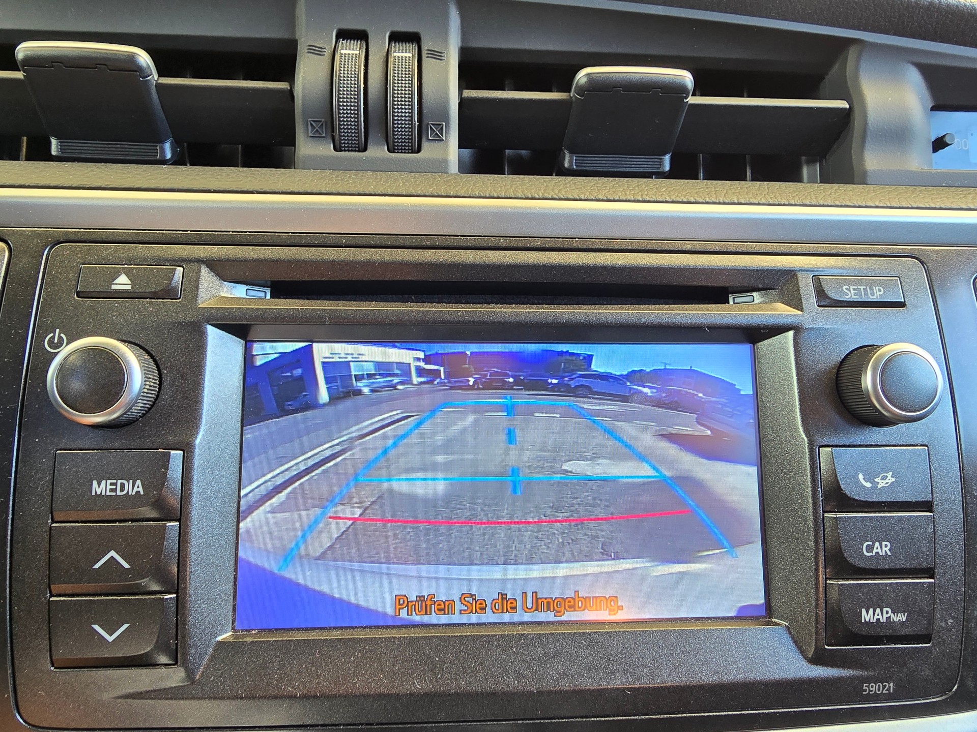 TOYOTA Auris 1.8 16V HSD Linea Sol-image-15
