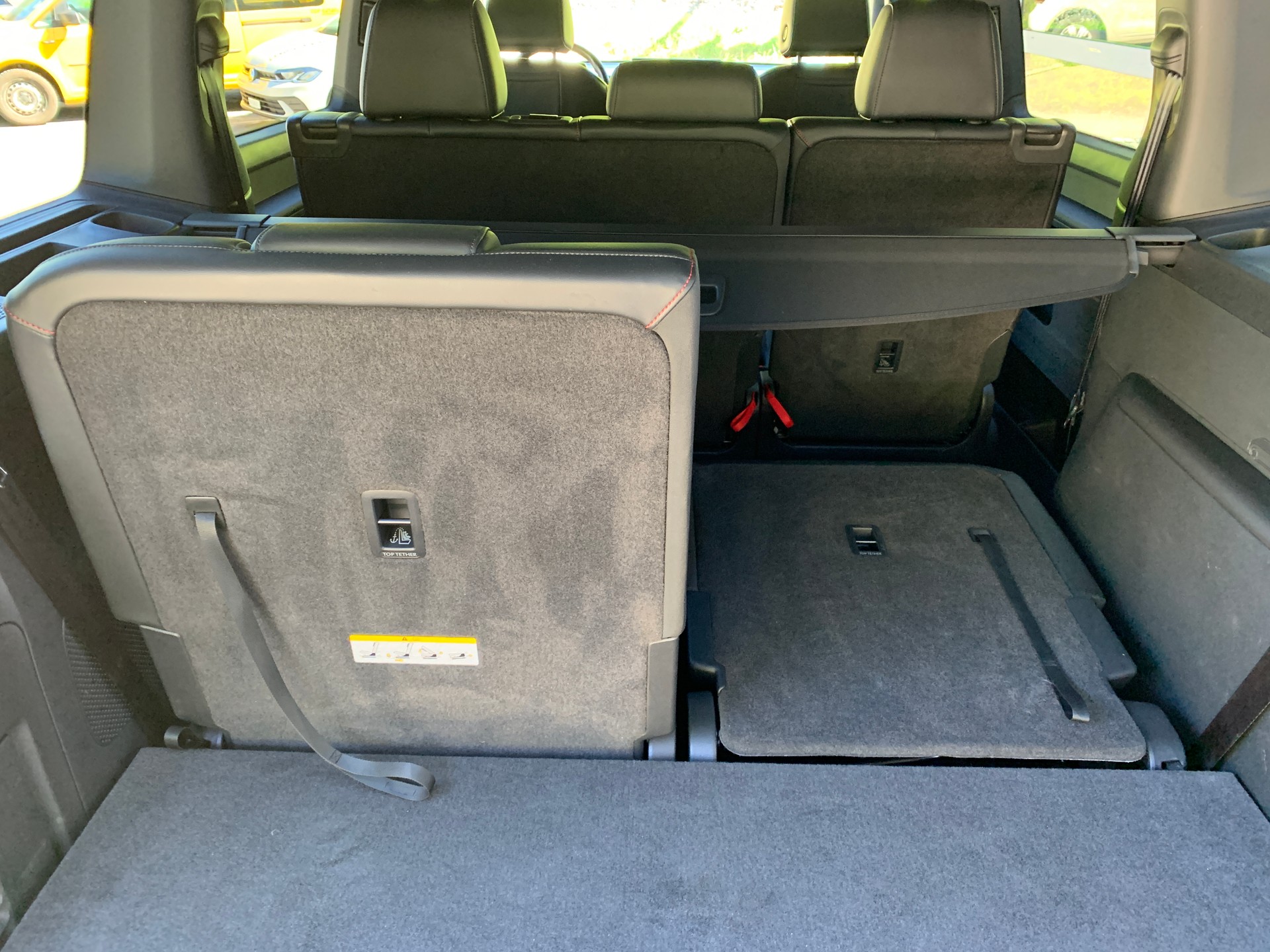 VW ID.Buzz LWB GTX 4 Motion-image-18
