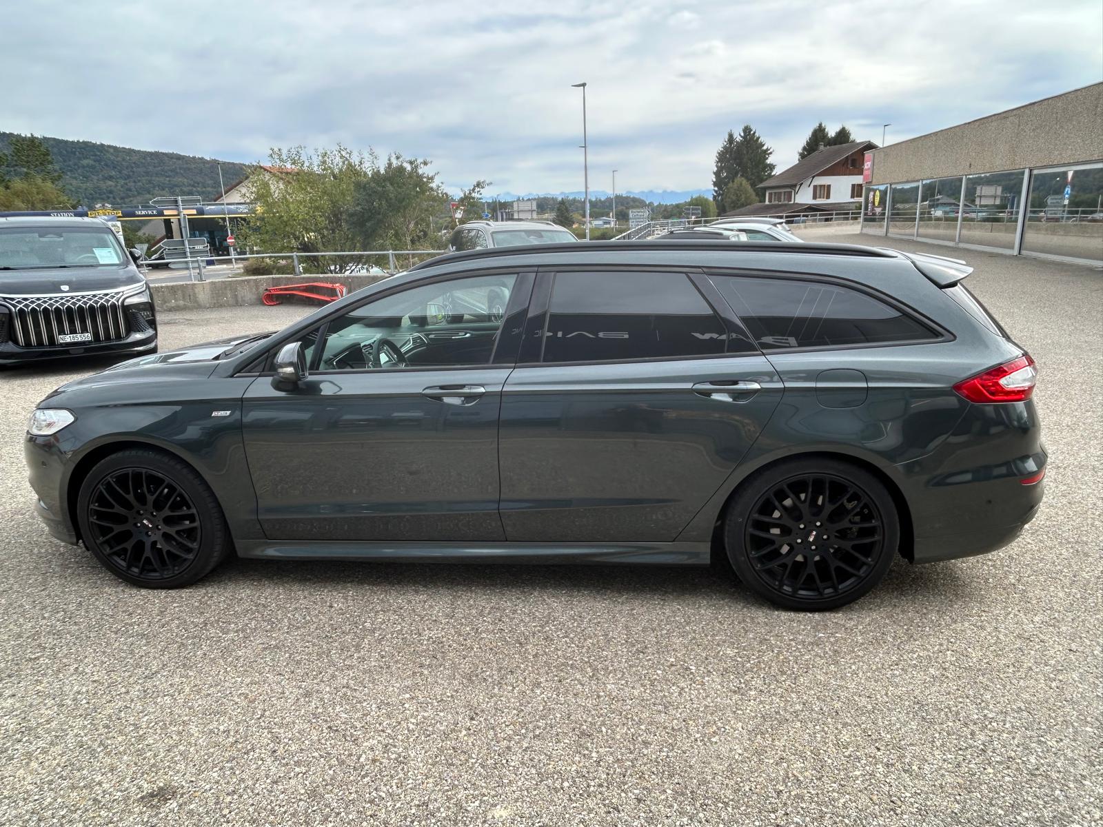 FORD Mondeo 2.0 TDCi Vignale PowerShift-image-5