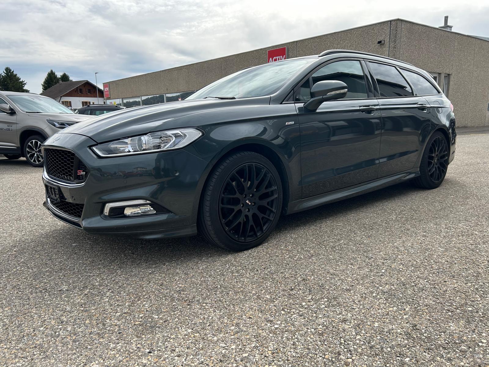 FORD Mondeo 2.0 TDCi Vignale PowerShift-image-6