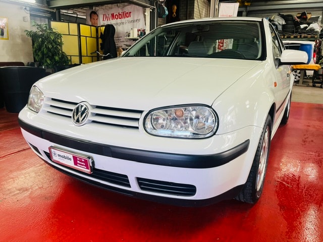 VW Golf 1.8 Comfortline-image-0