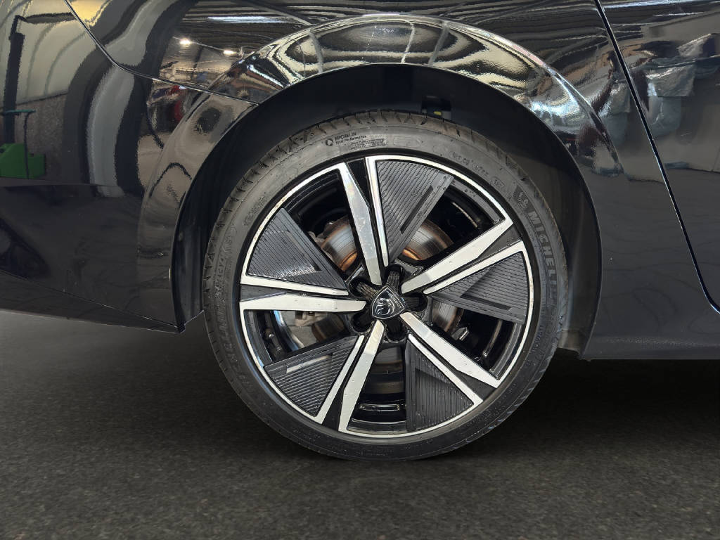 PEUGEOT 308 SW 1.6 PHEV 180 GT-image-14