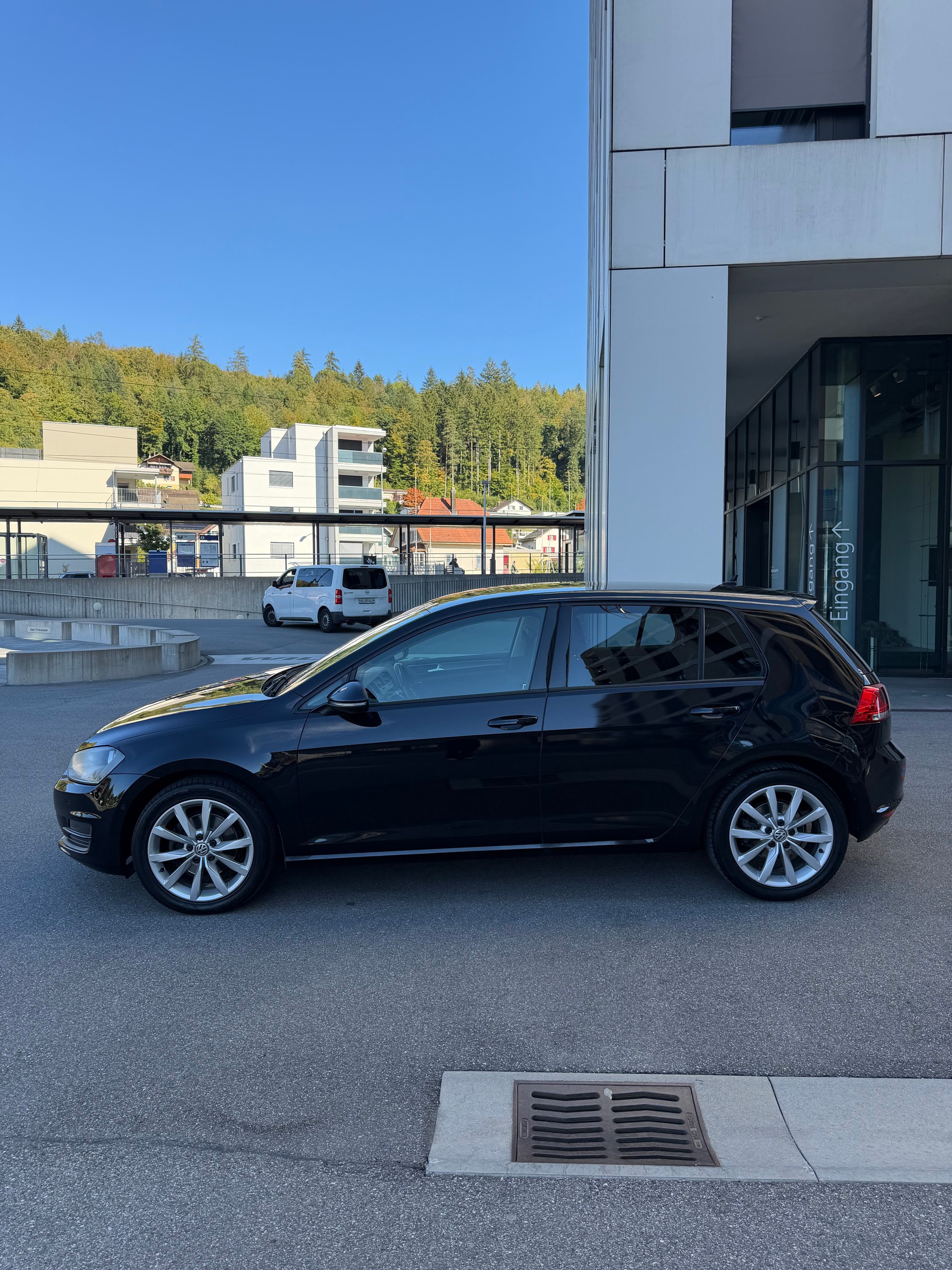 VW Golf 1.4 TSI Comfortline DSG-image-2