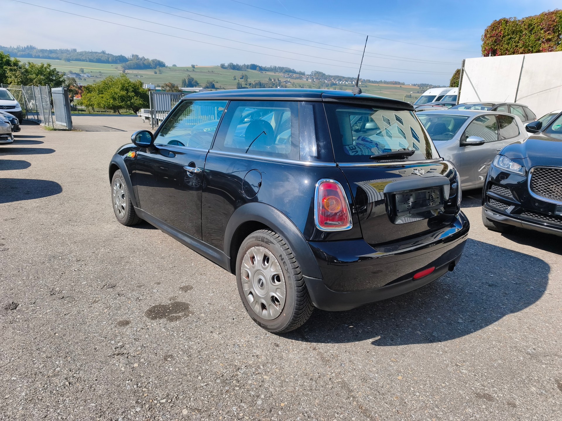 MINI One-image-5