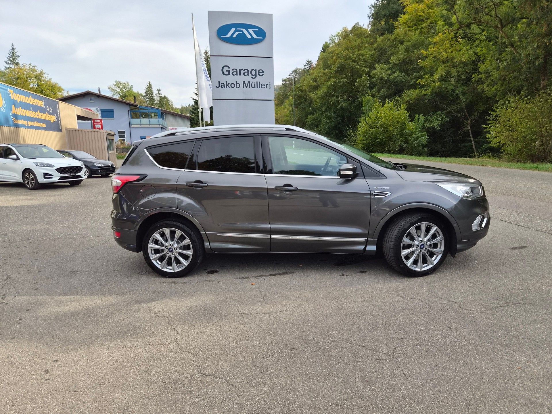 FORD Kuga 2.0 TDCi Vignale 4WD PowerShift-image-6