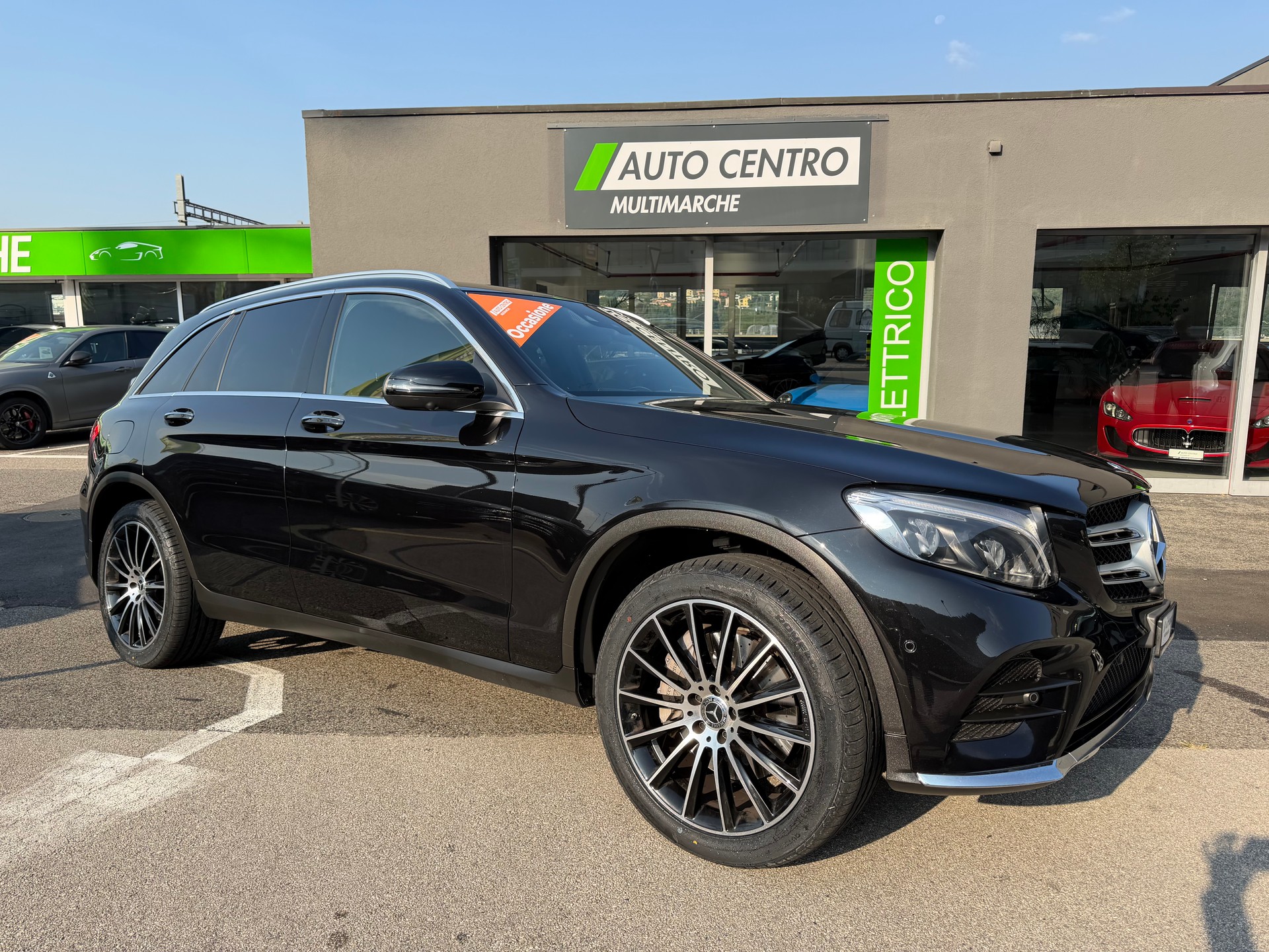 MERCEDES-BENZ GLC 250 d AMG Line 4Matic 9G-Tronic-image-0