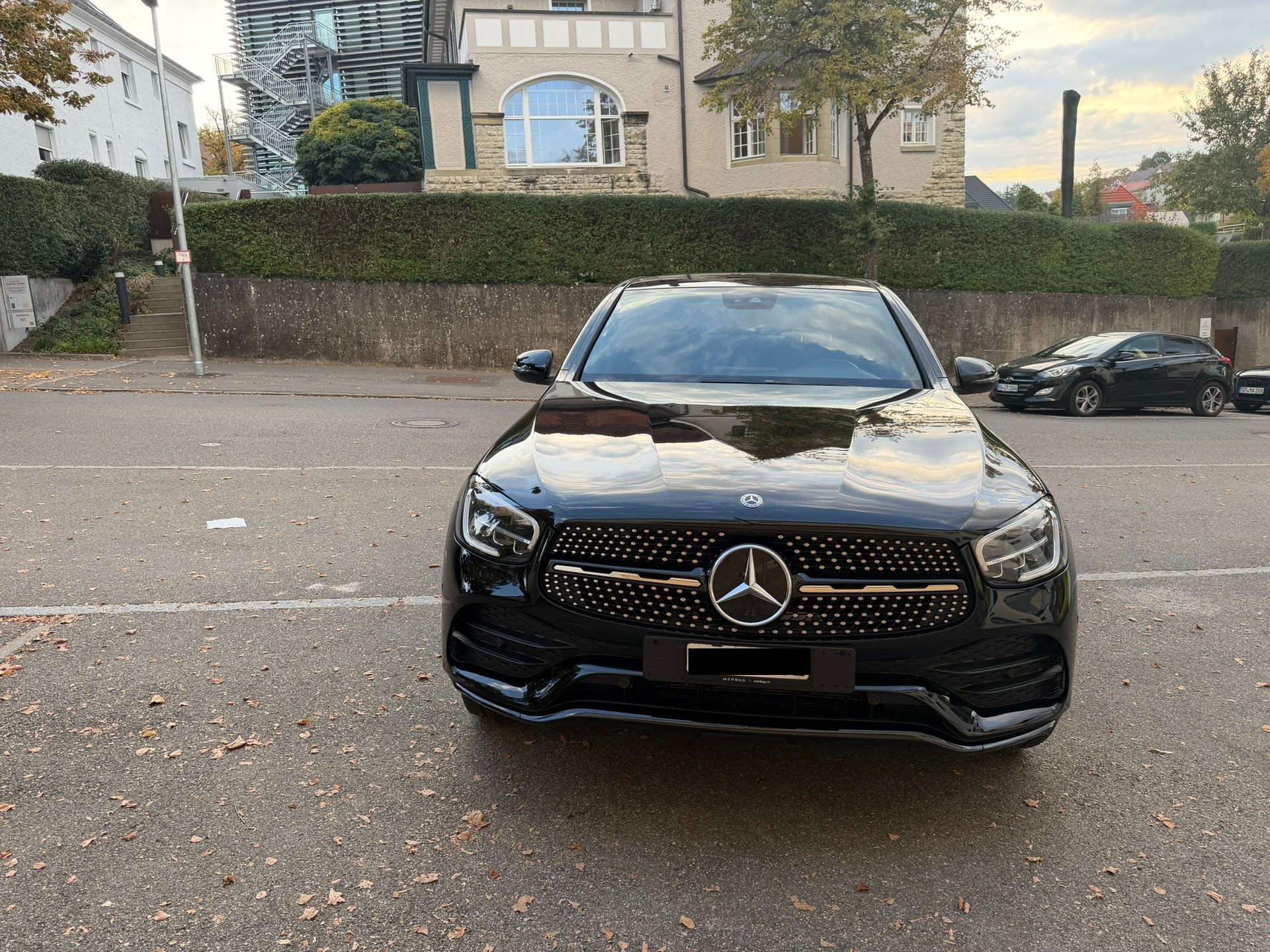 MERCEDES-BENZ GLC 300 AMG Line 4m-image-5