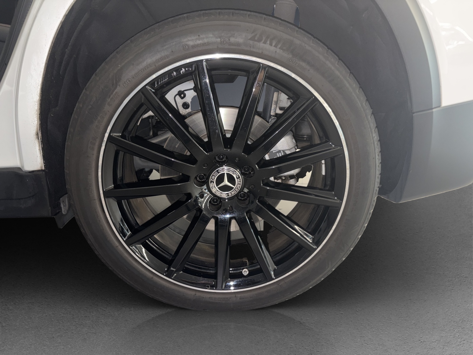 MERCEDES-BENZ GLB 250 AMG Line 4 MATIC-image-10