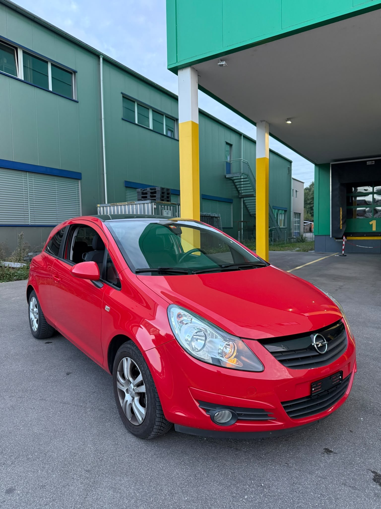 Car photo
