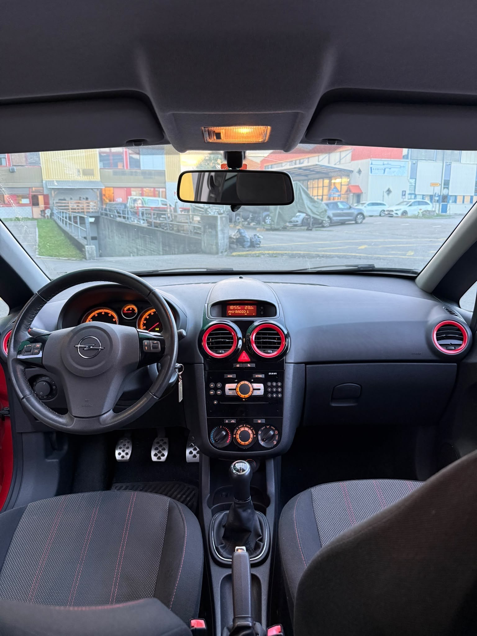 OPEL Corsa 1.4 TP Enjoy-image-10