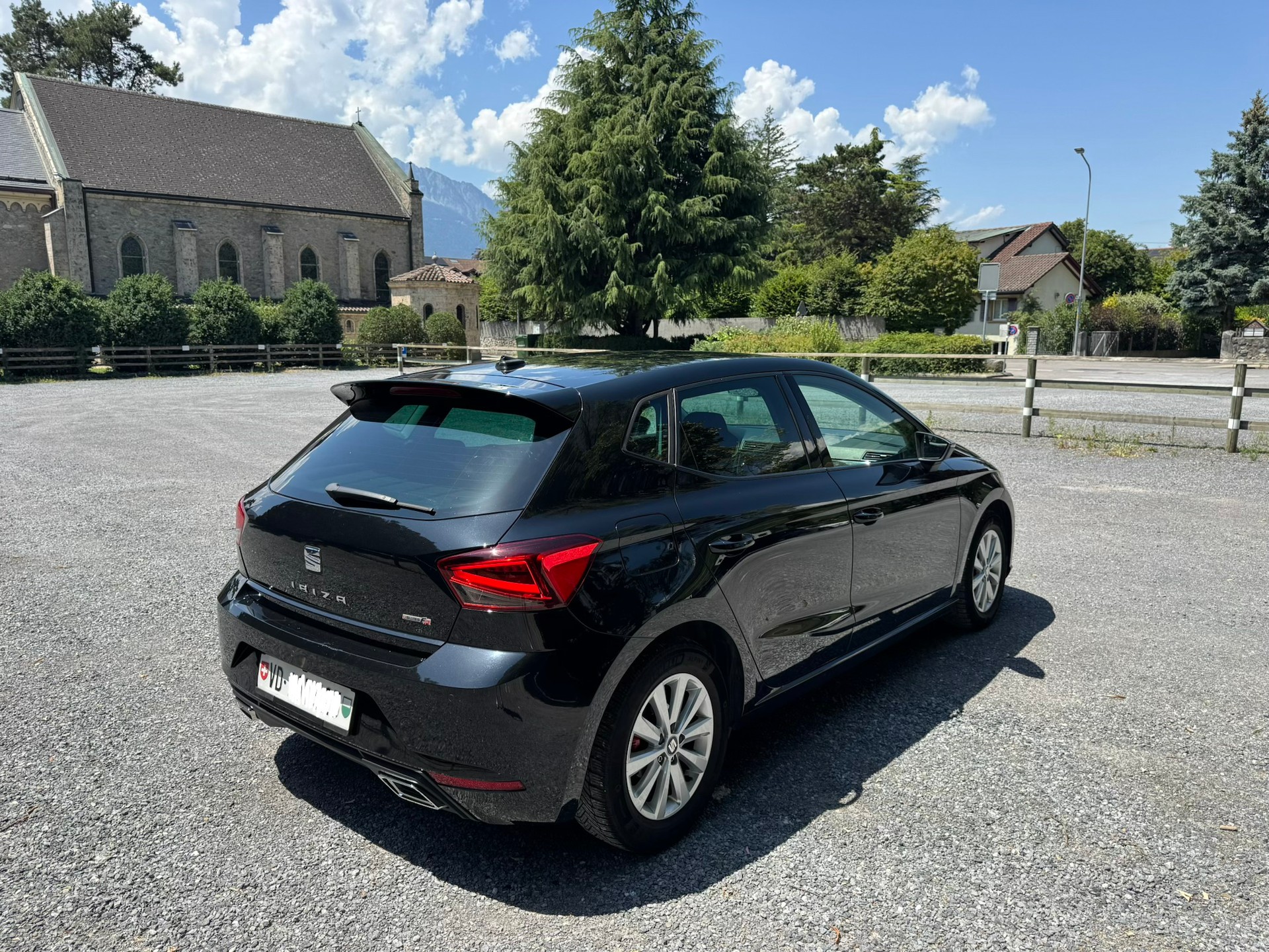 SEAT 1.5 TSI Swiss FR-image-2