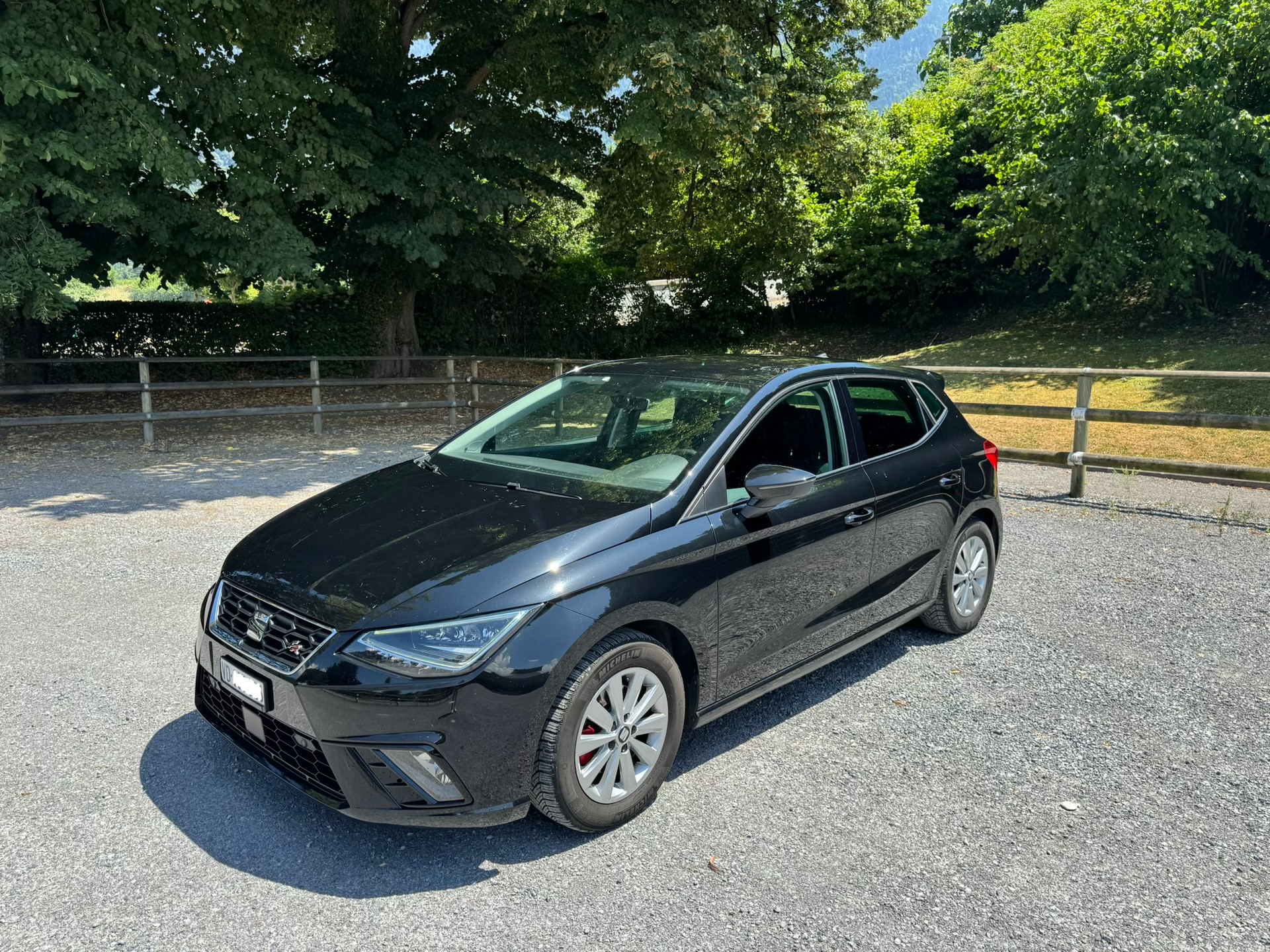 SEAT 1.5 TSI Swiss FR-image-1
