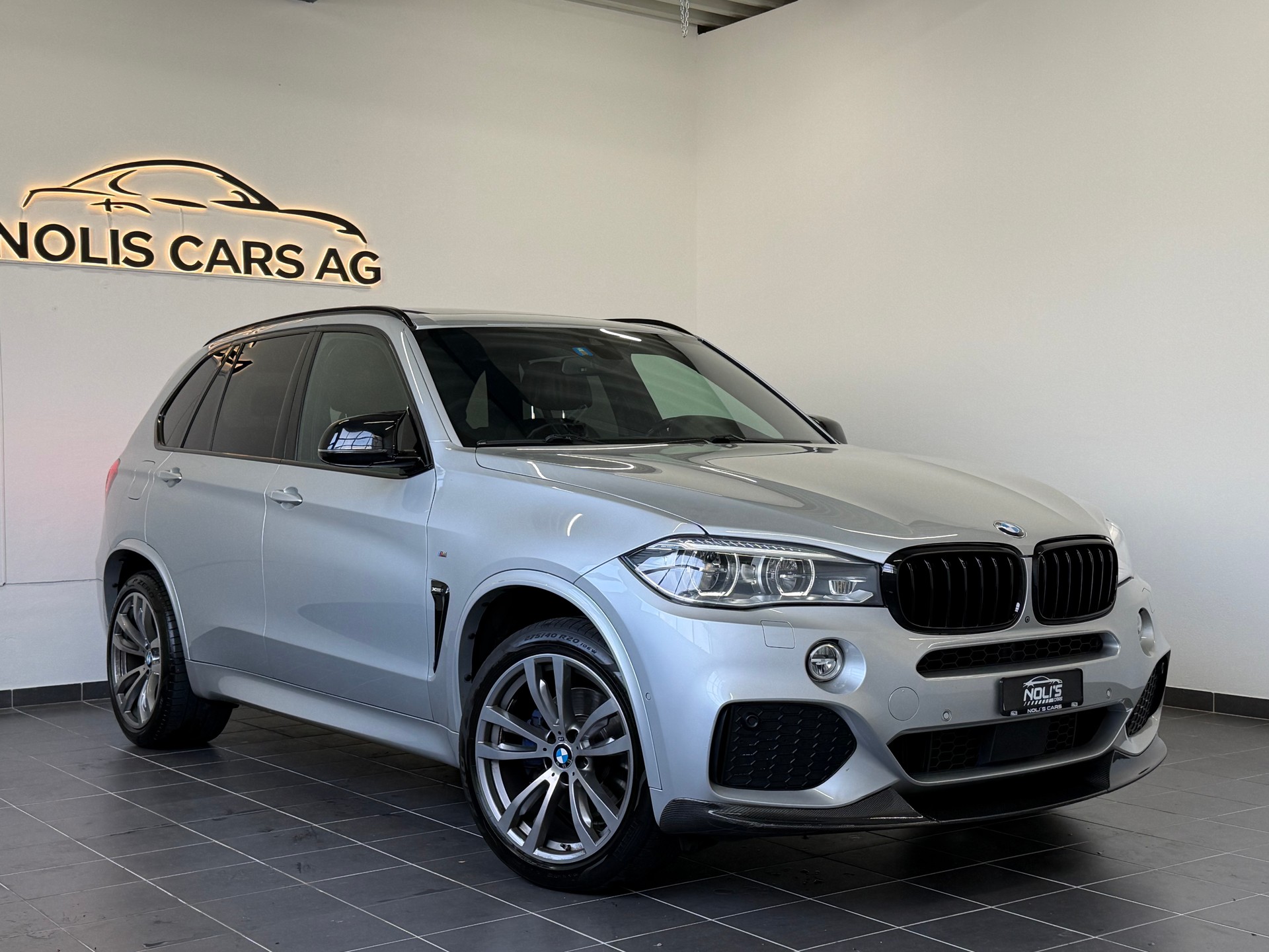 BMW X5 xDrive 40d Steptronic-image-1