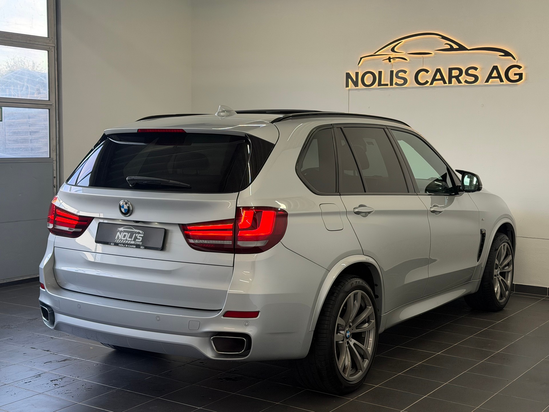 BMW X5 xDrive 40d Steptronic-image-5