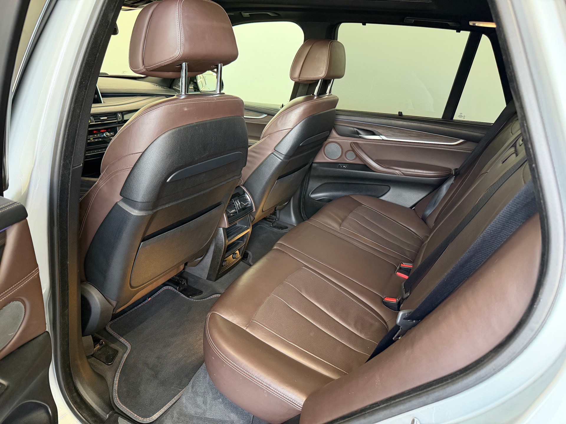 BMW X5 xDrive 40d Steptronic-image-12