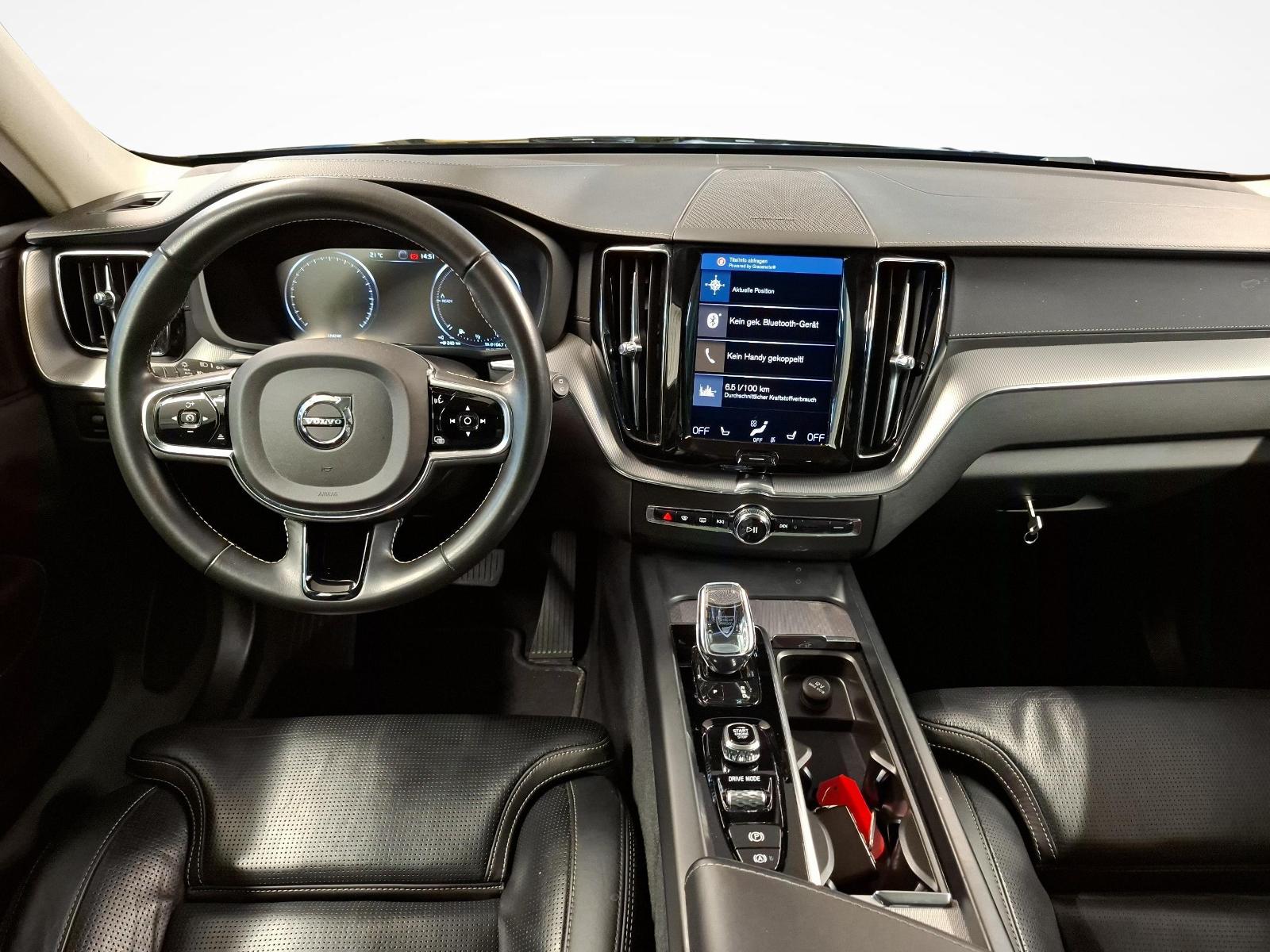 VOLVO XC60 2.0 T8 TE Inscription eAWD-image-8