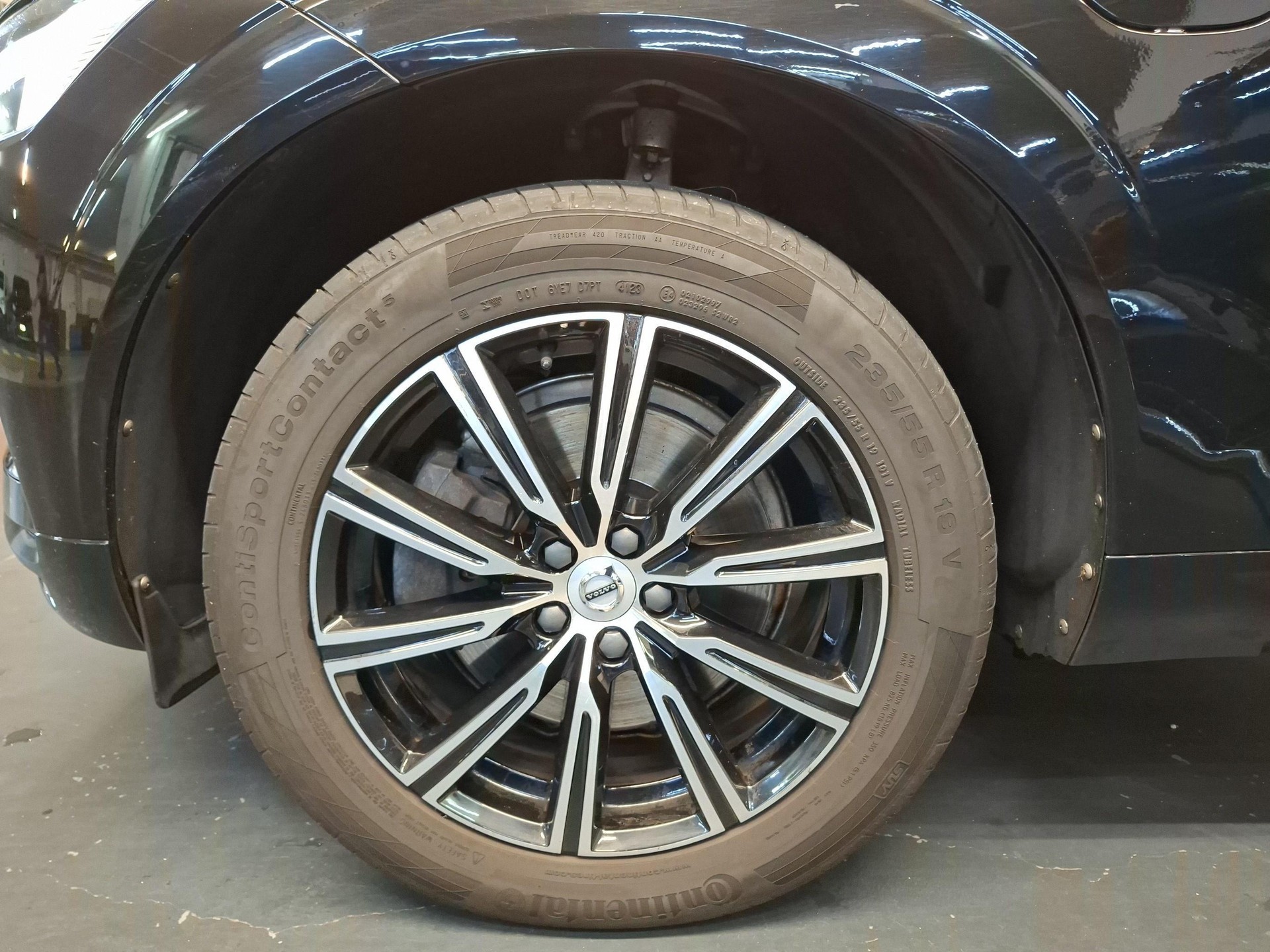 VOLVO XC60 2.0 T8 TE Inscription eAWD-image-17